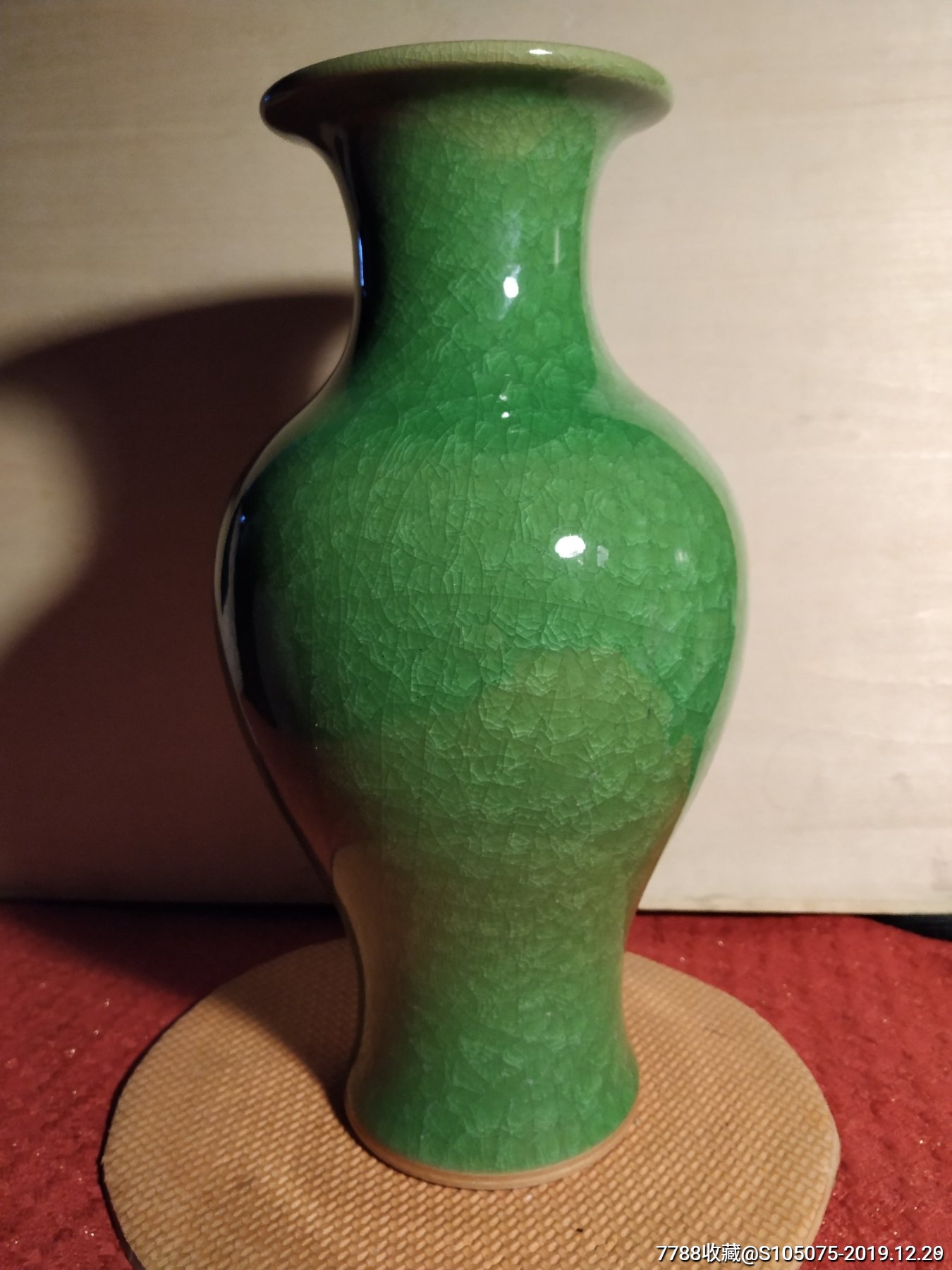 冰裂纹瓷瓶花瓶