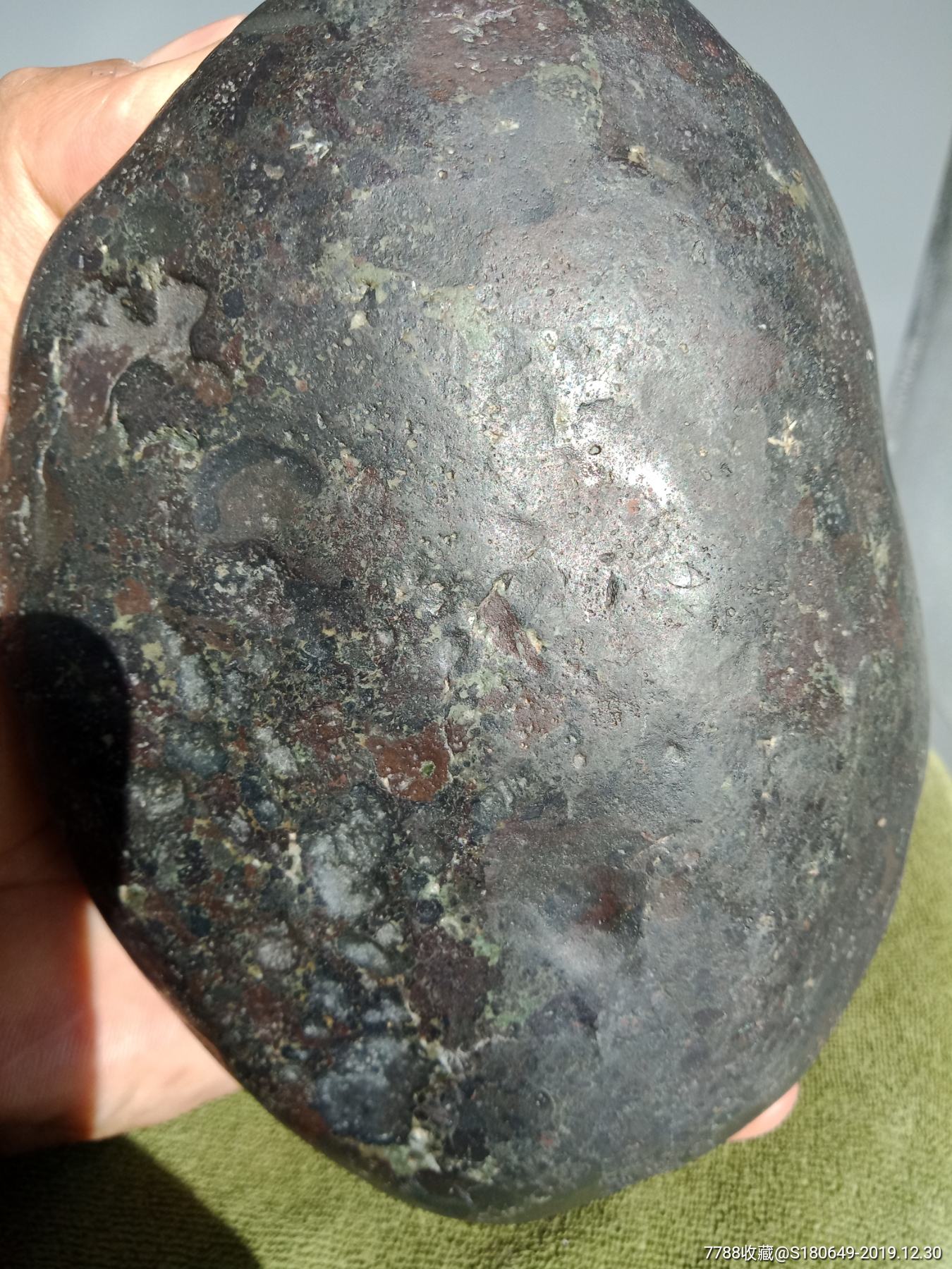 金刚彩铁陨石(强磁性)