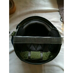 基本全新摩托车车辆配件头盔一个。(se70458378)_7788收藏__收藏热线