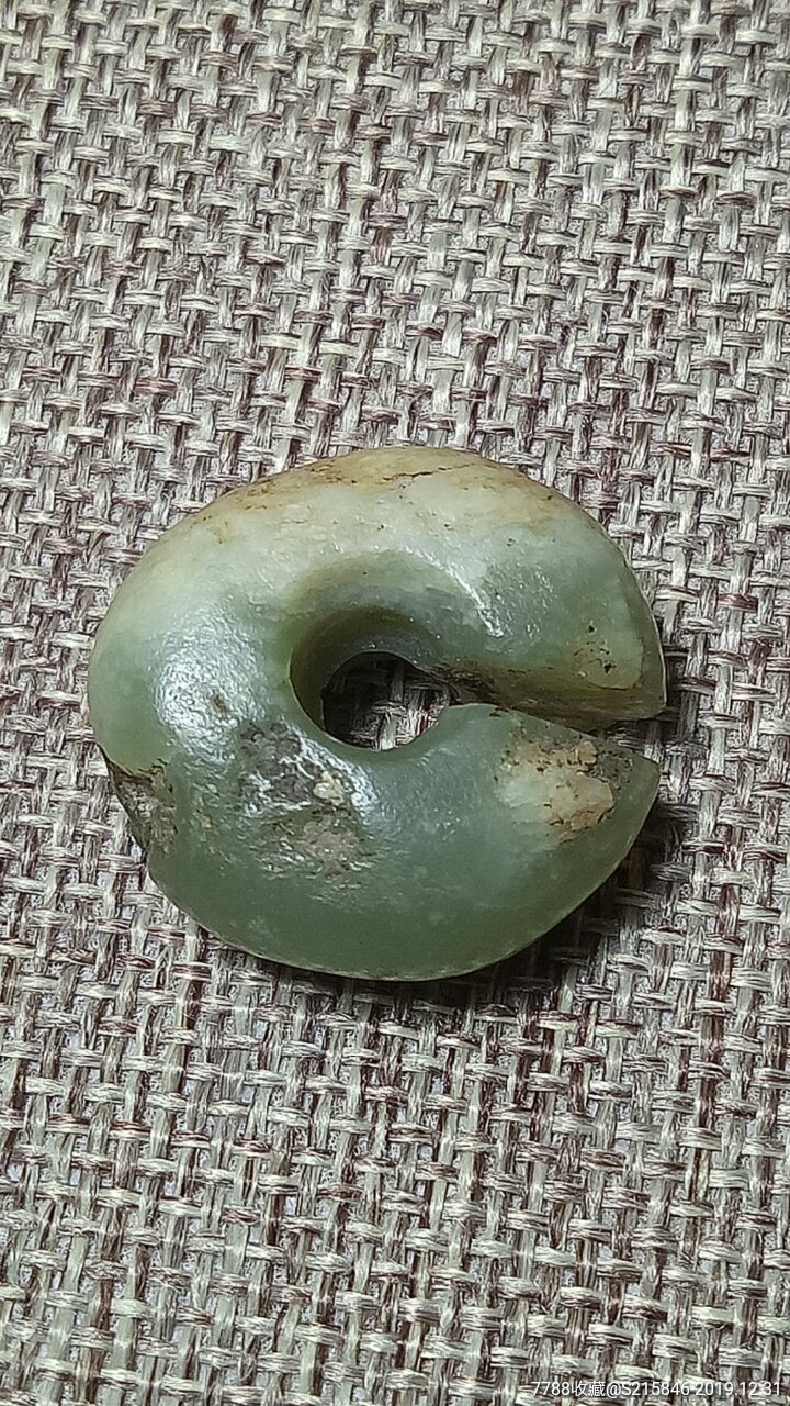 5000年前的红山玉器玉玦