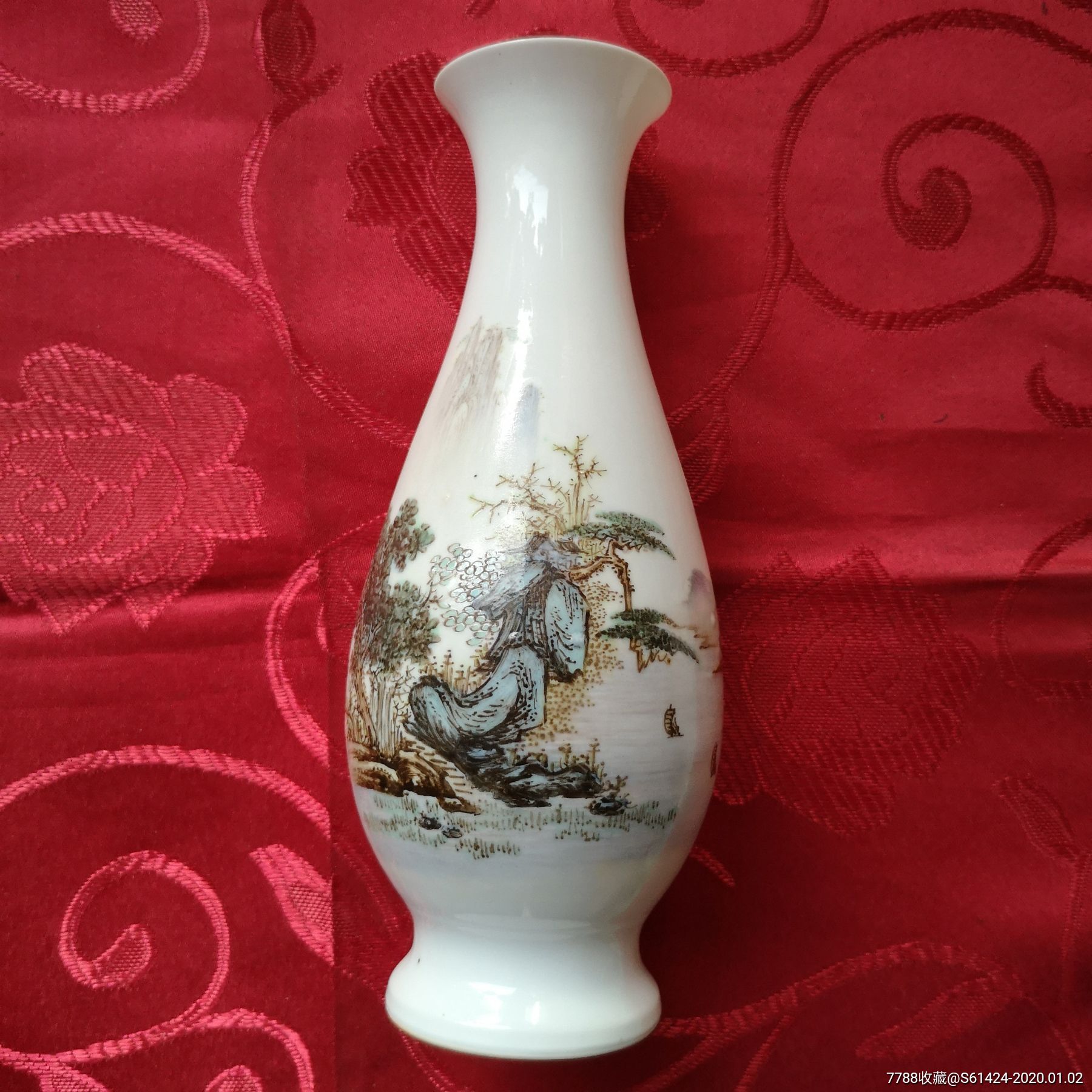 薄胎手绘山水小花瓶