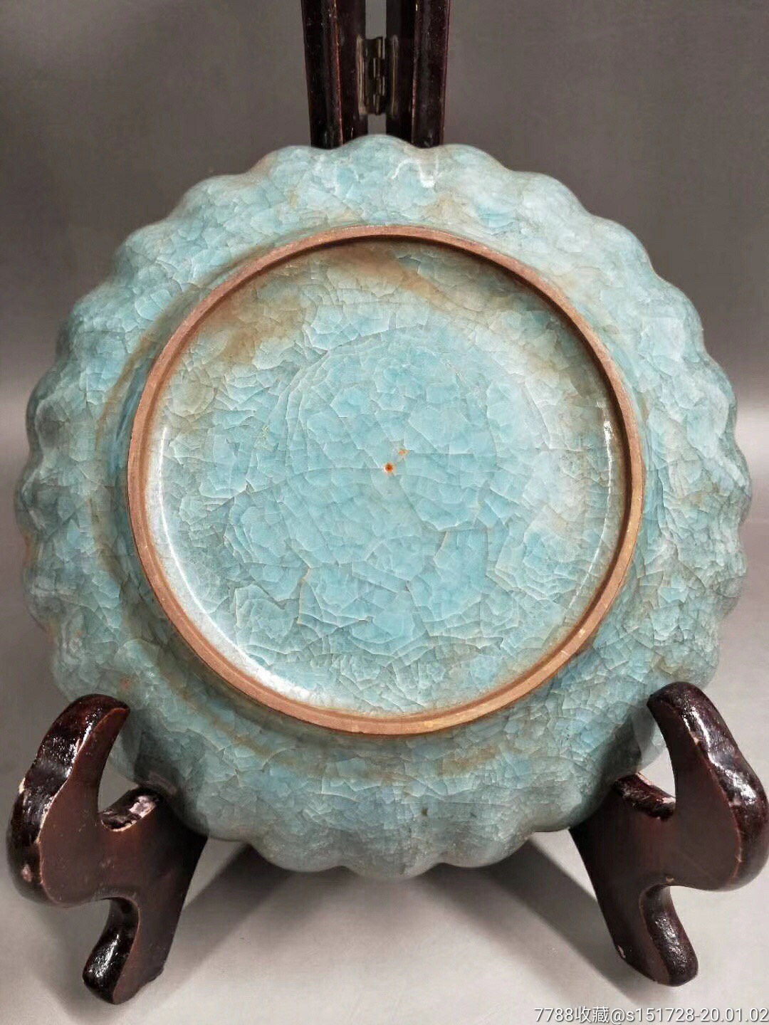 冰裂纹开片盘子一个