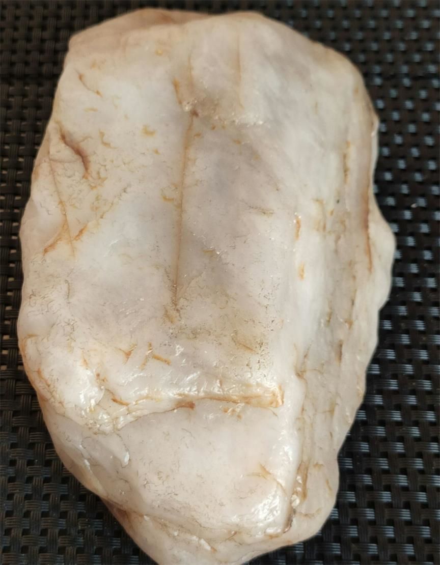 8282克罗布泊白戈壁玉细料