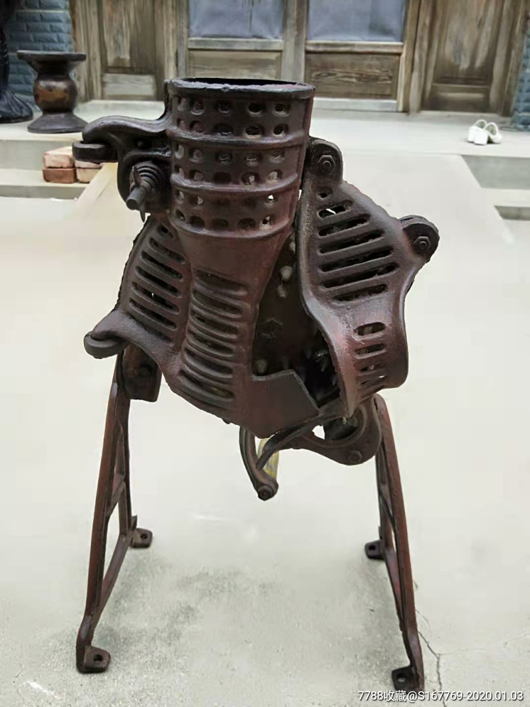 清代玉米脱粒机