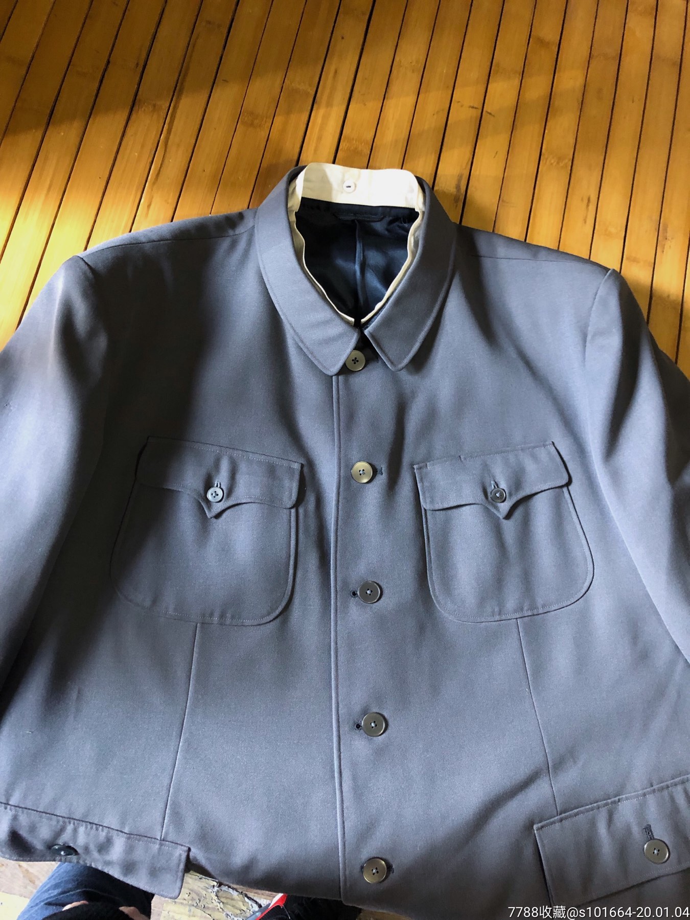 全新丽人牌灰色纯毛华达呢中山装