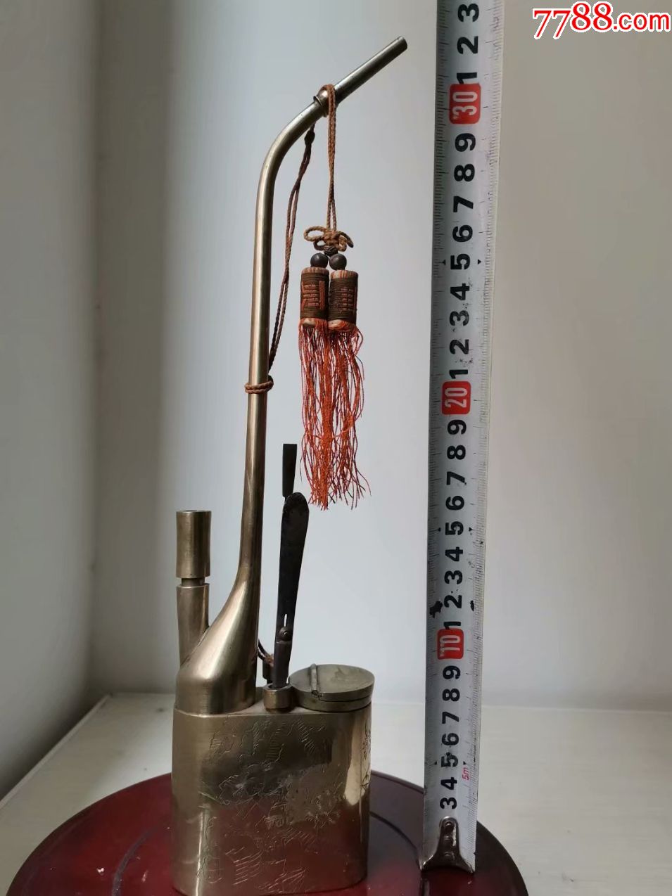 清末刻铜人物诗文水烟袋