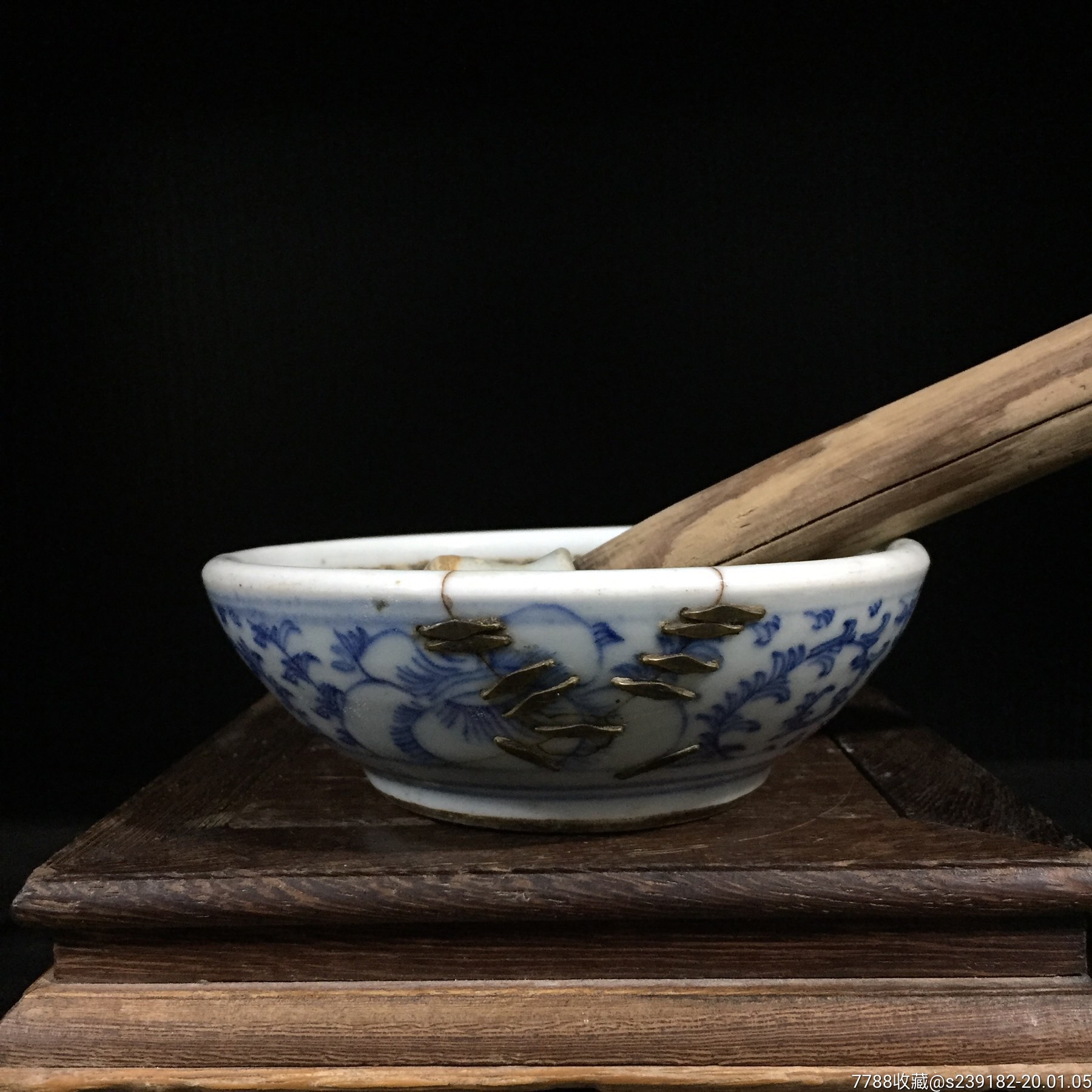 青花缠枝花卉纹捣药碗药钵