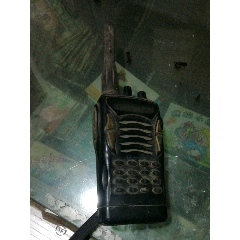 老对讲机一个(se70579307)_7788收藏__收藏热线
