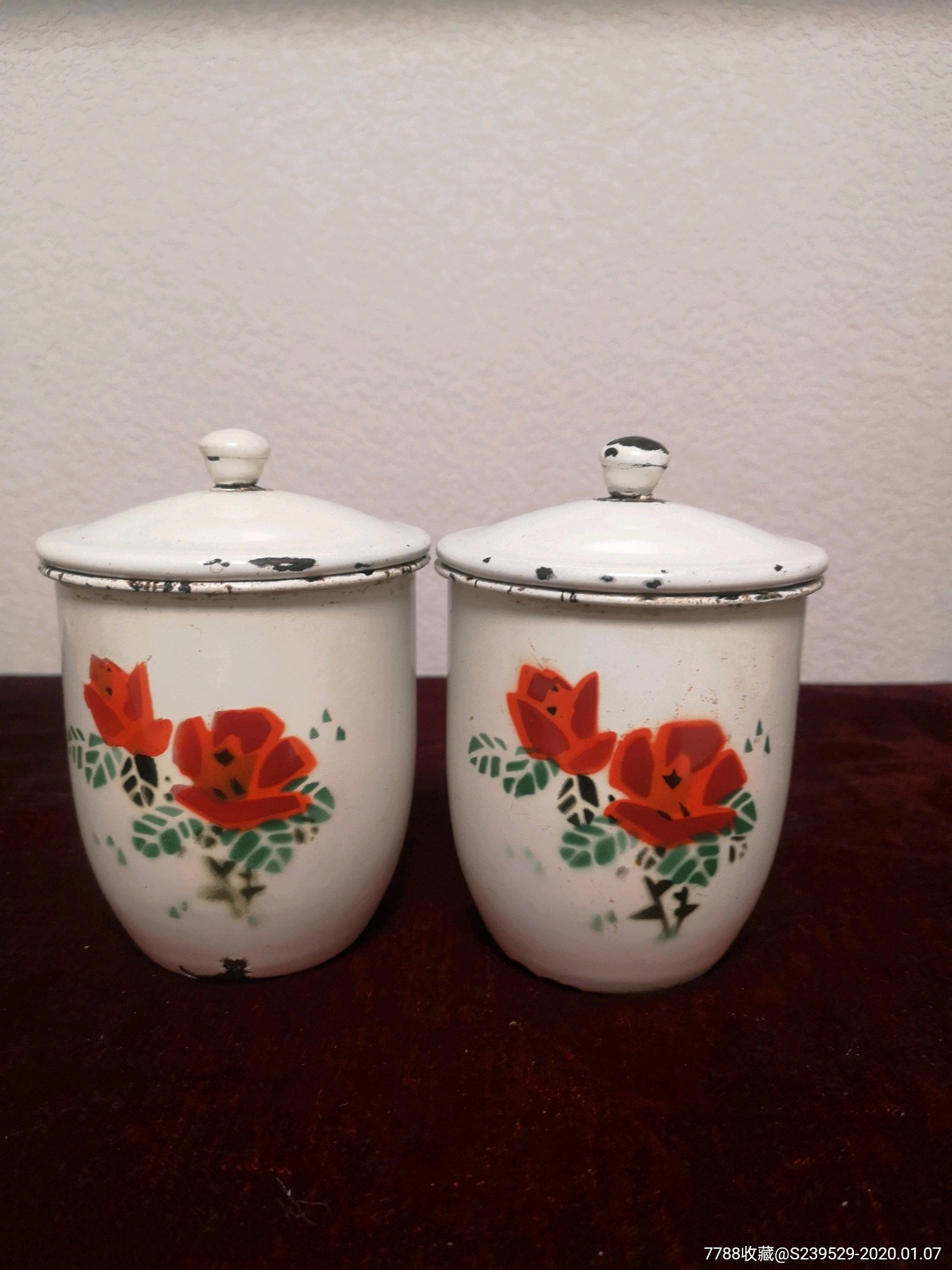 六七十年代老搪瓷茶缸一对