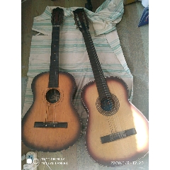 两把木吉他(se70633552)_7788收藏__收藏热线