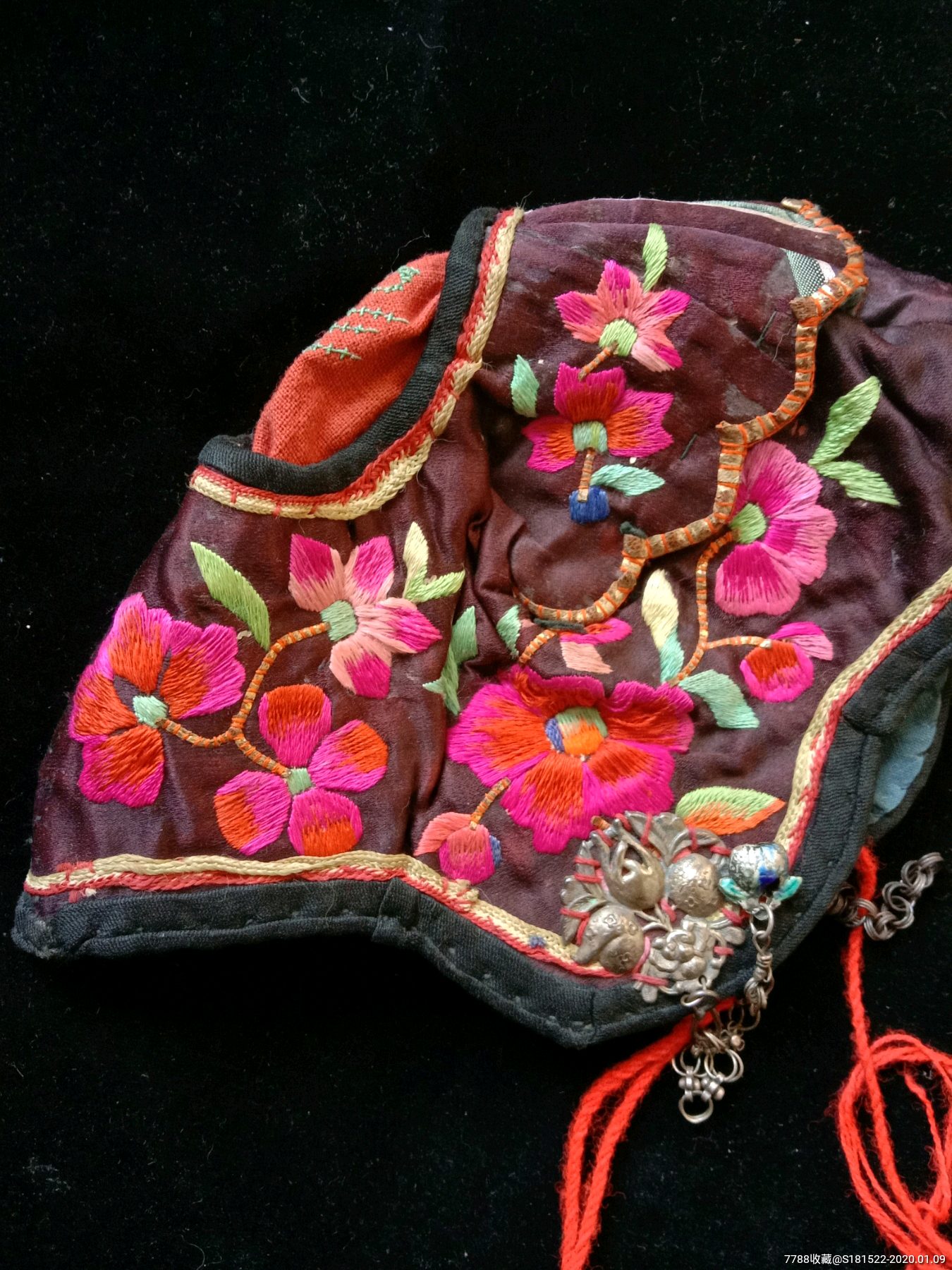 清代或民国时期老刺绣帽子老绣品漂亮绸缎底刺绣民俗