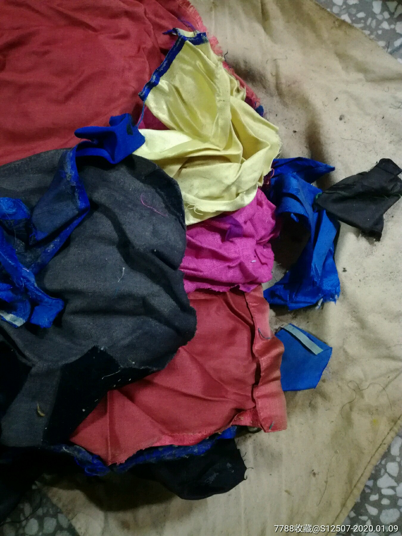 民国包袱带碎布头