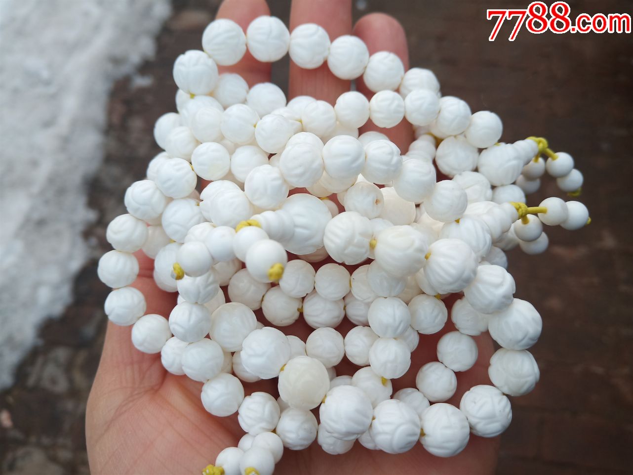 珍珠母贝吉祥白色净心莲花宝珠手串直径0.8厘米1厘米清仓