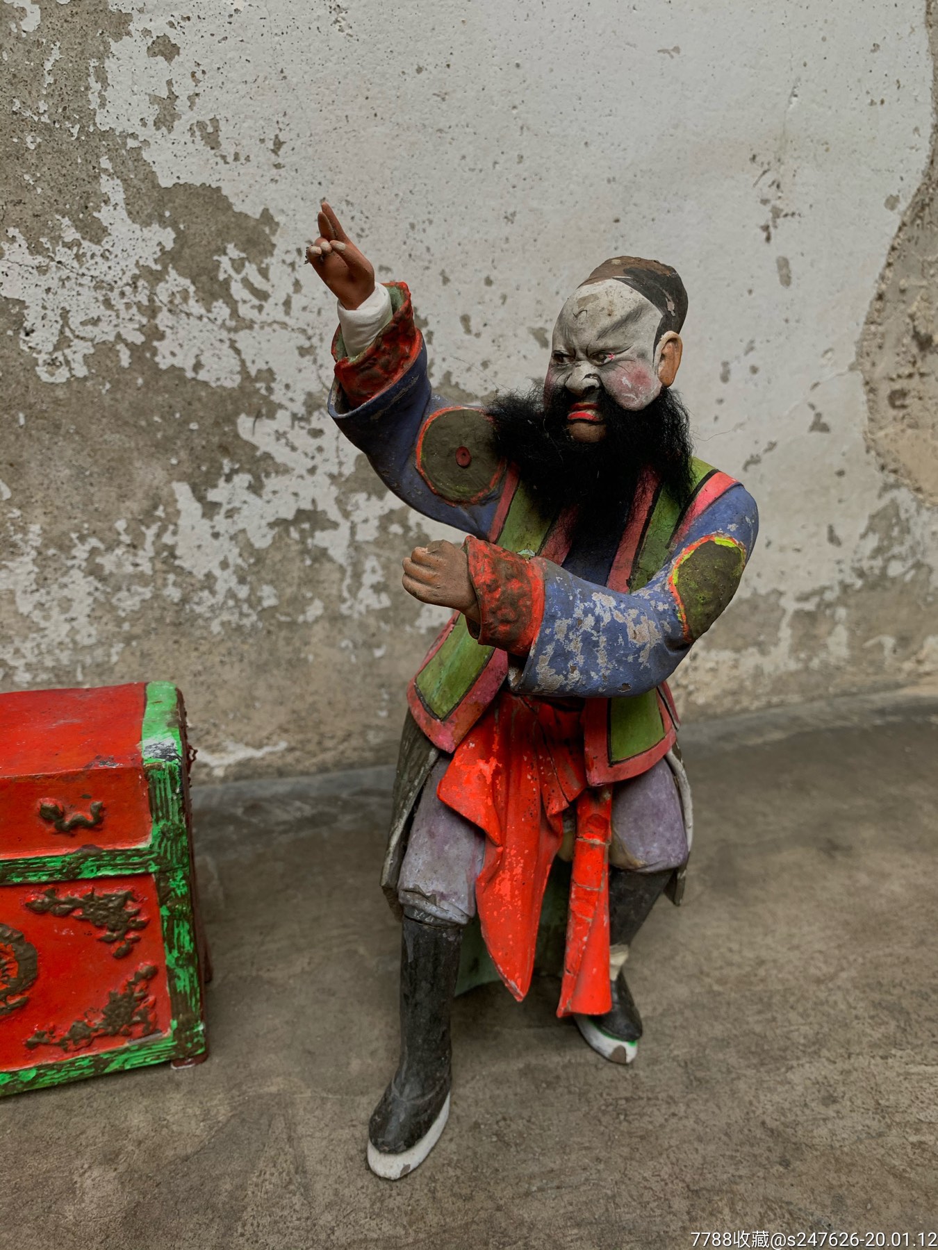 民国潮州大吴泥塑一组:海瑞审严嵩