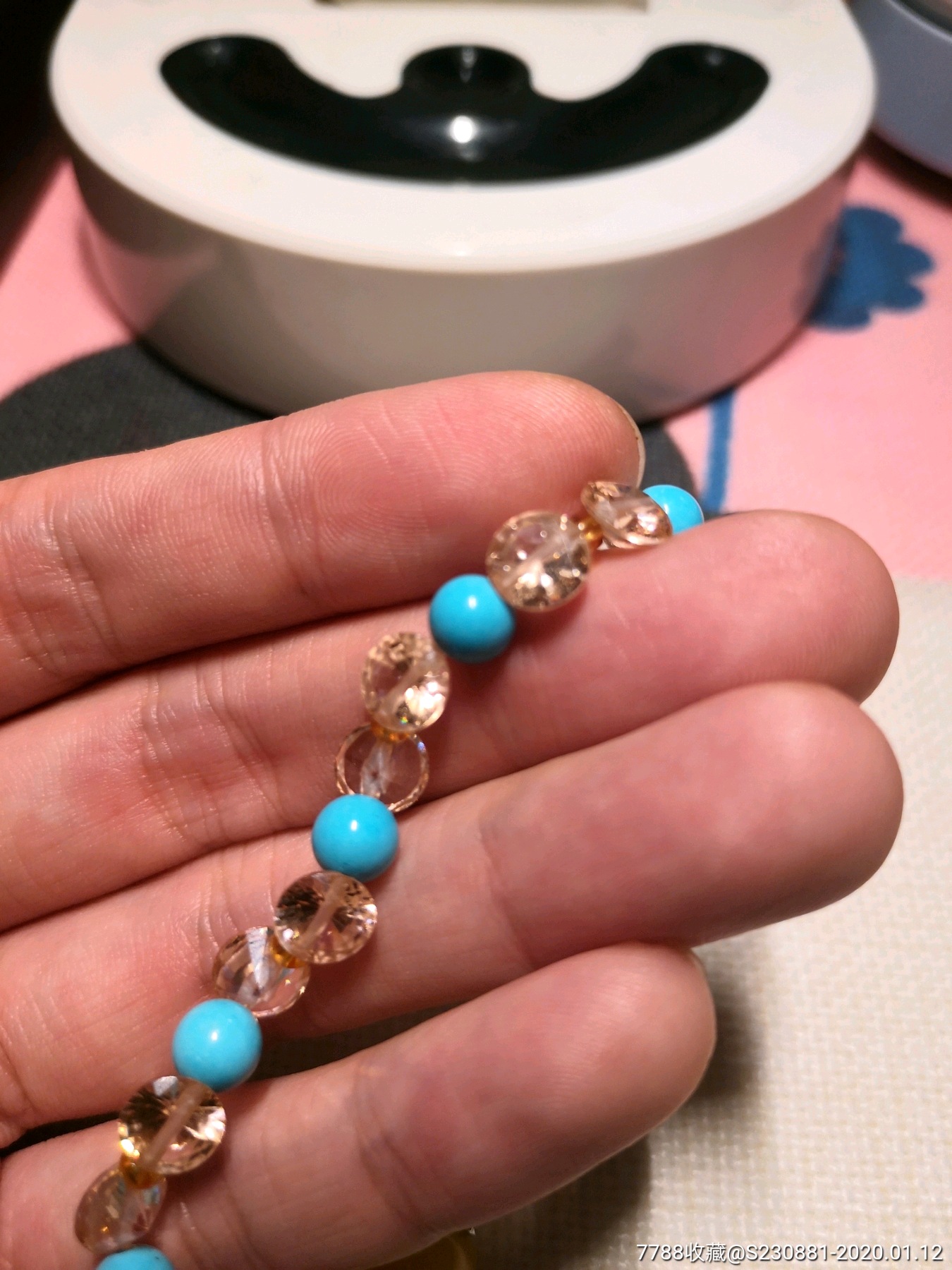 蜜蜡顶珠配金刚石手串