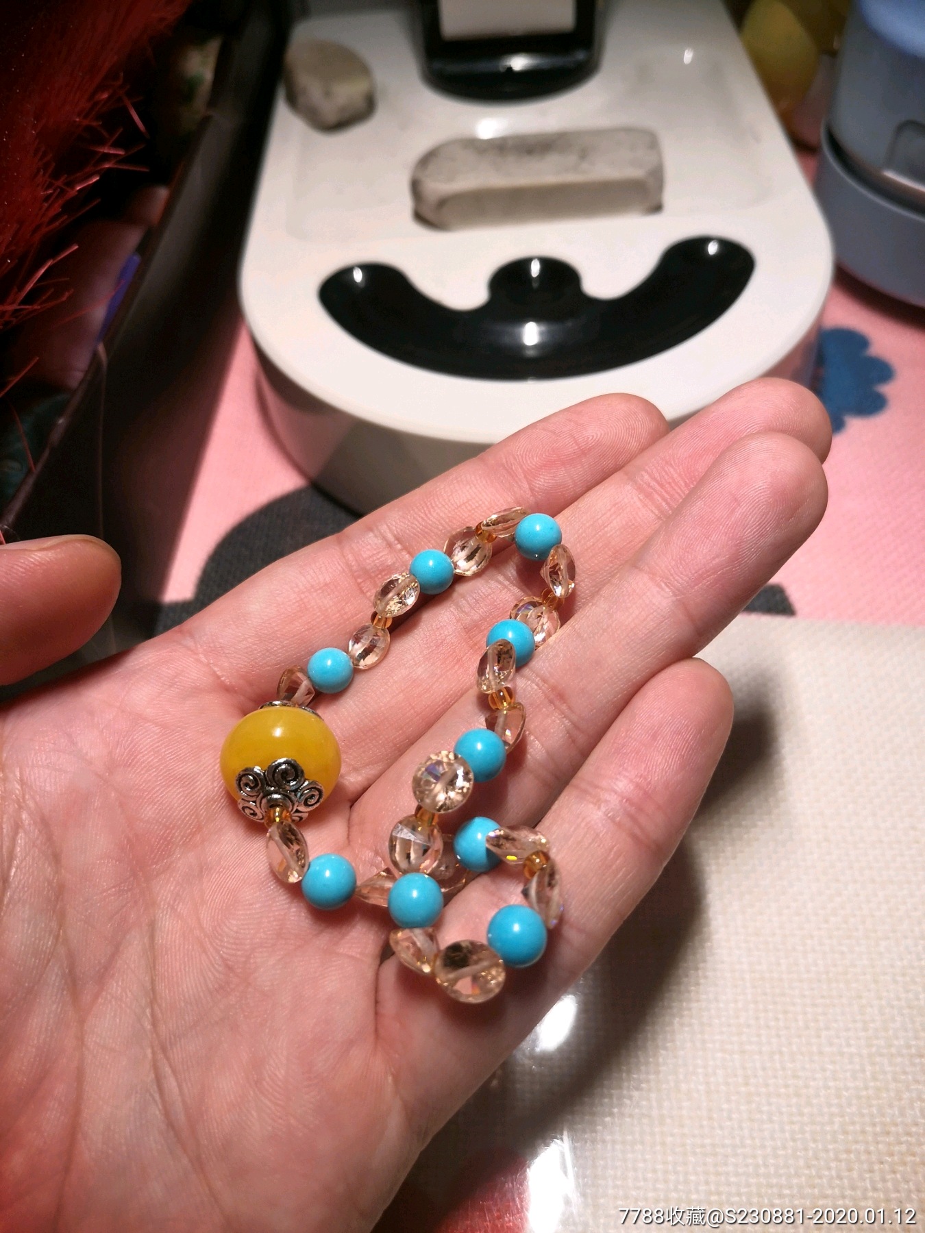 蜜蜡顶珠配金刚石手串