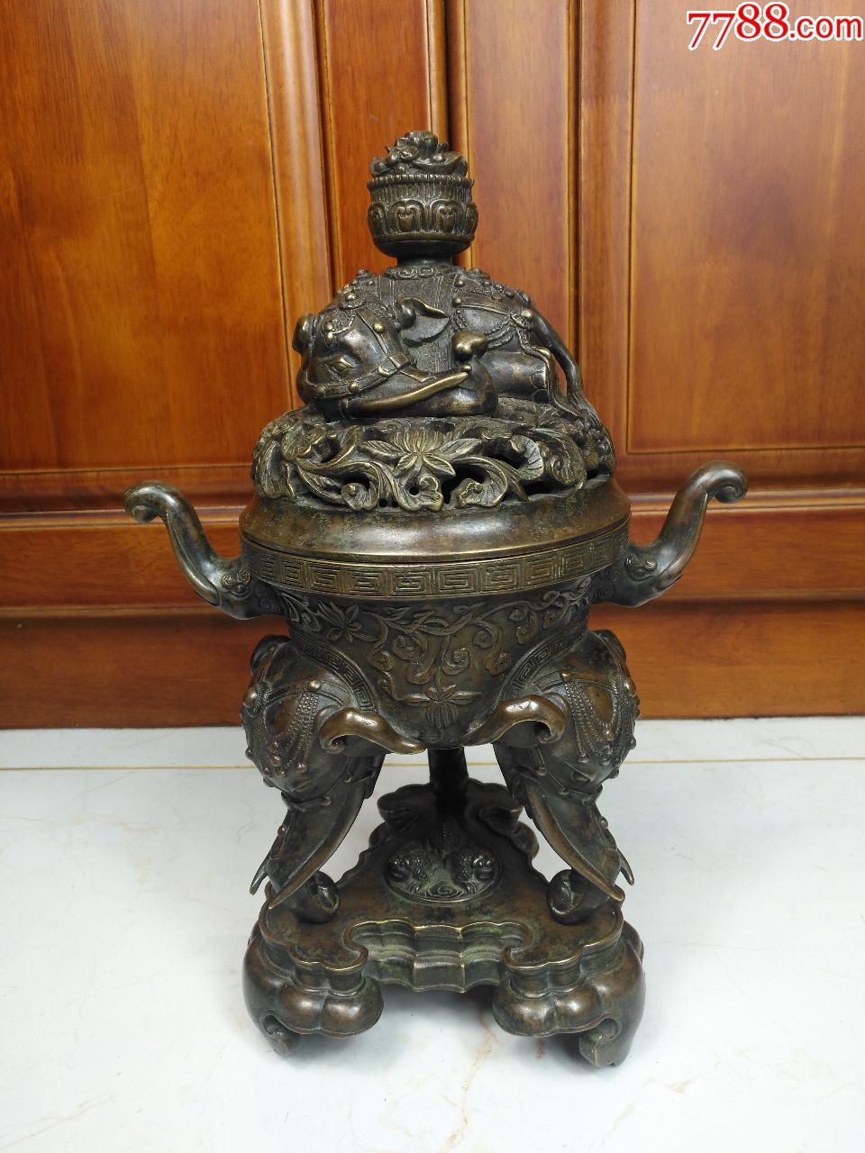精品文玩.清代清乾隆年制款象耳老铜熏炉.-价格:5800.0000元-se706995