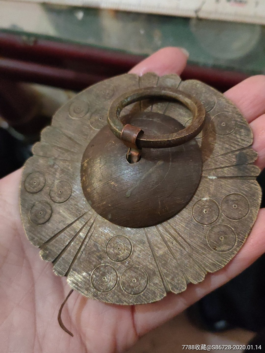 清代大门上的单只铜门环配件