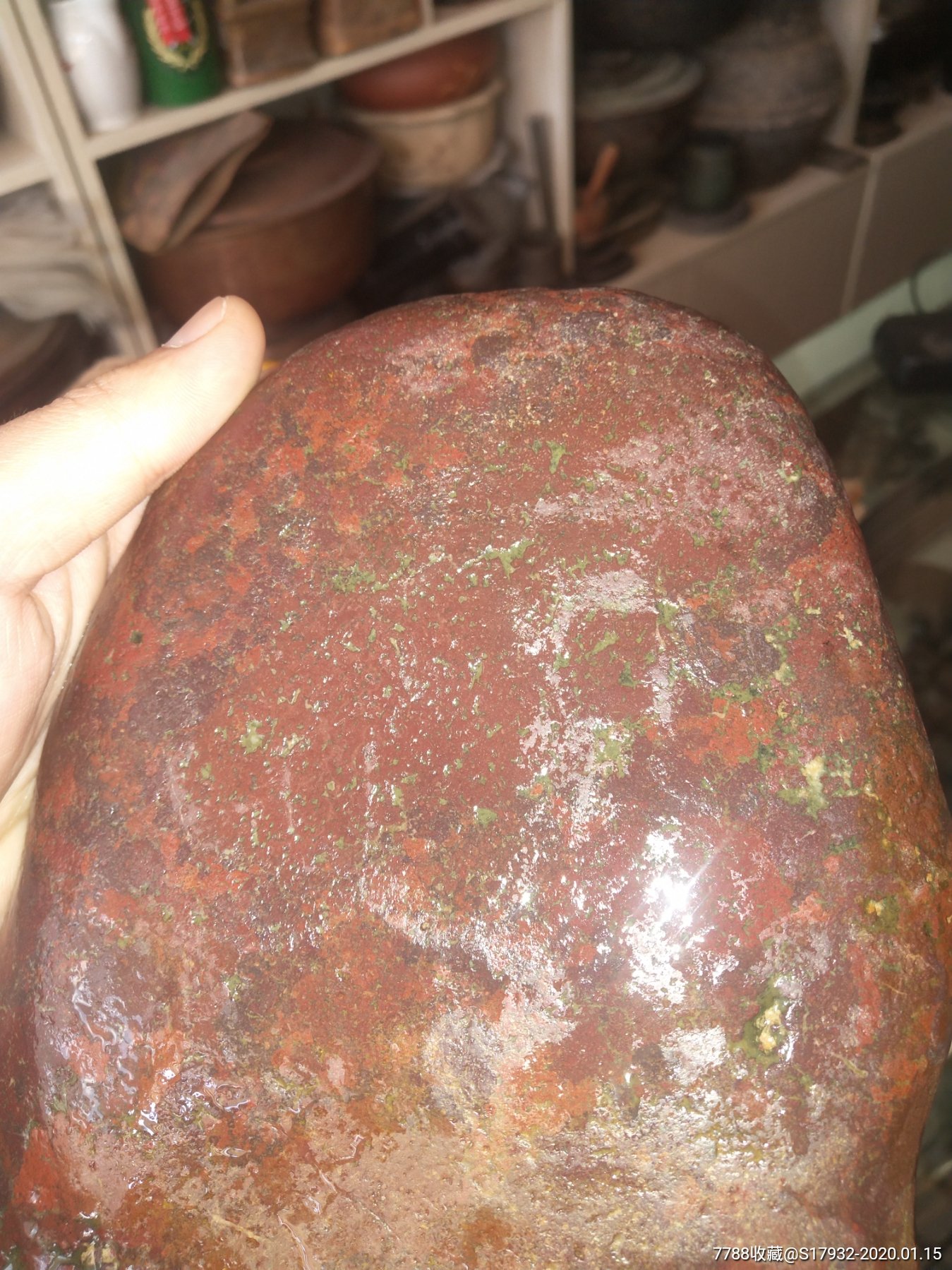 云南西双版纳傣族自治州景洪市澜沧江彩石水冲石奇石