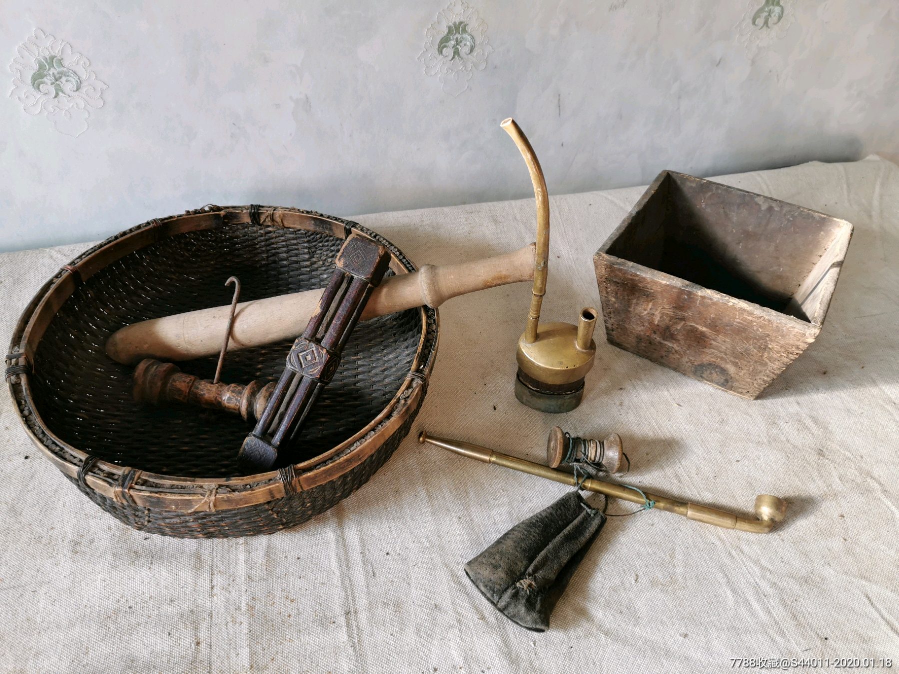 清民时期烟袋,水烟,线轴等老民俗,老物件