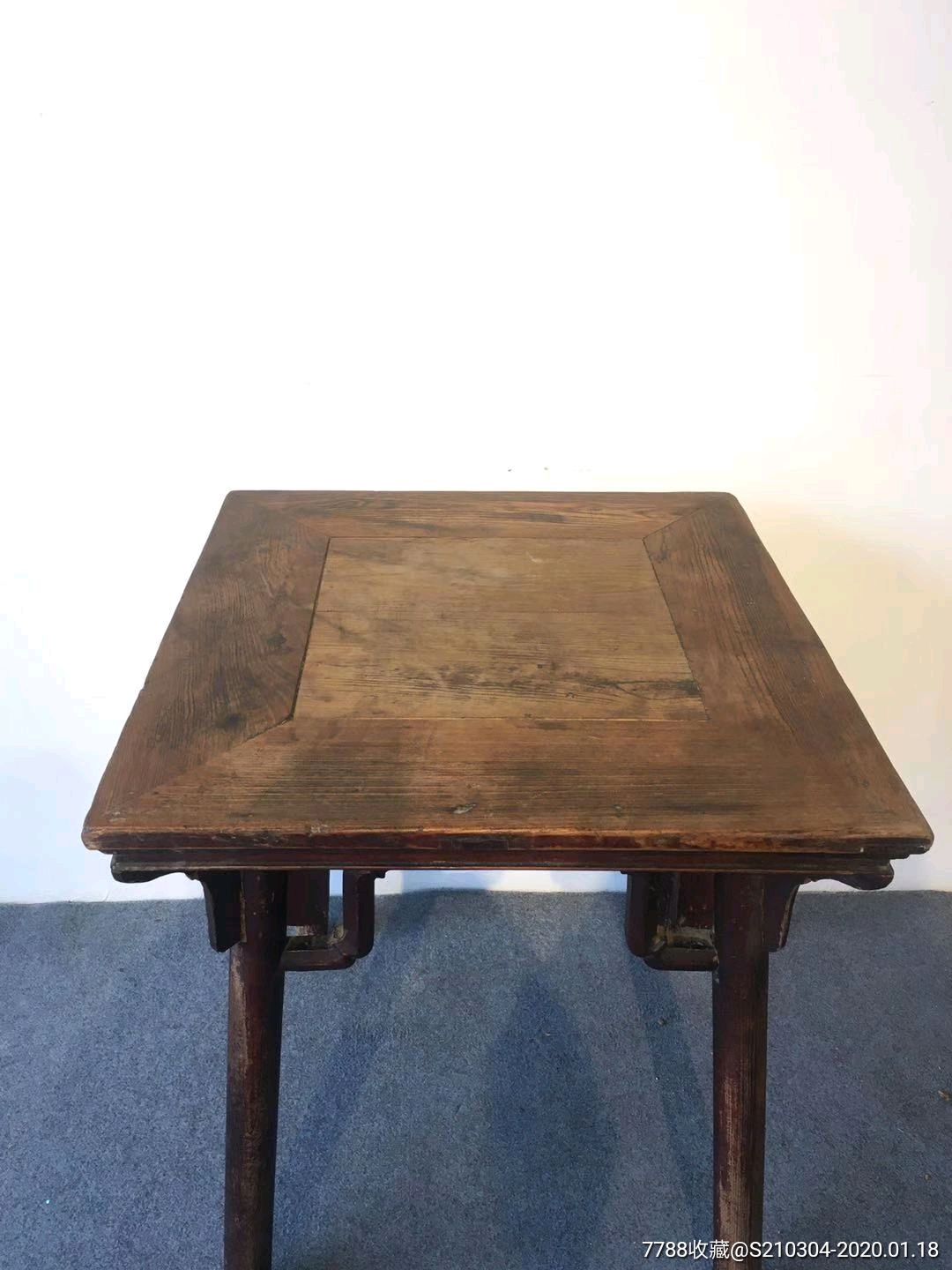 精品老榆木圆腿小方桌纹理清晰样式精美结实牢固品相一流尺寸如图