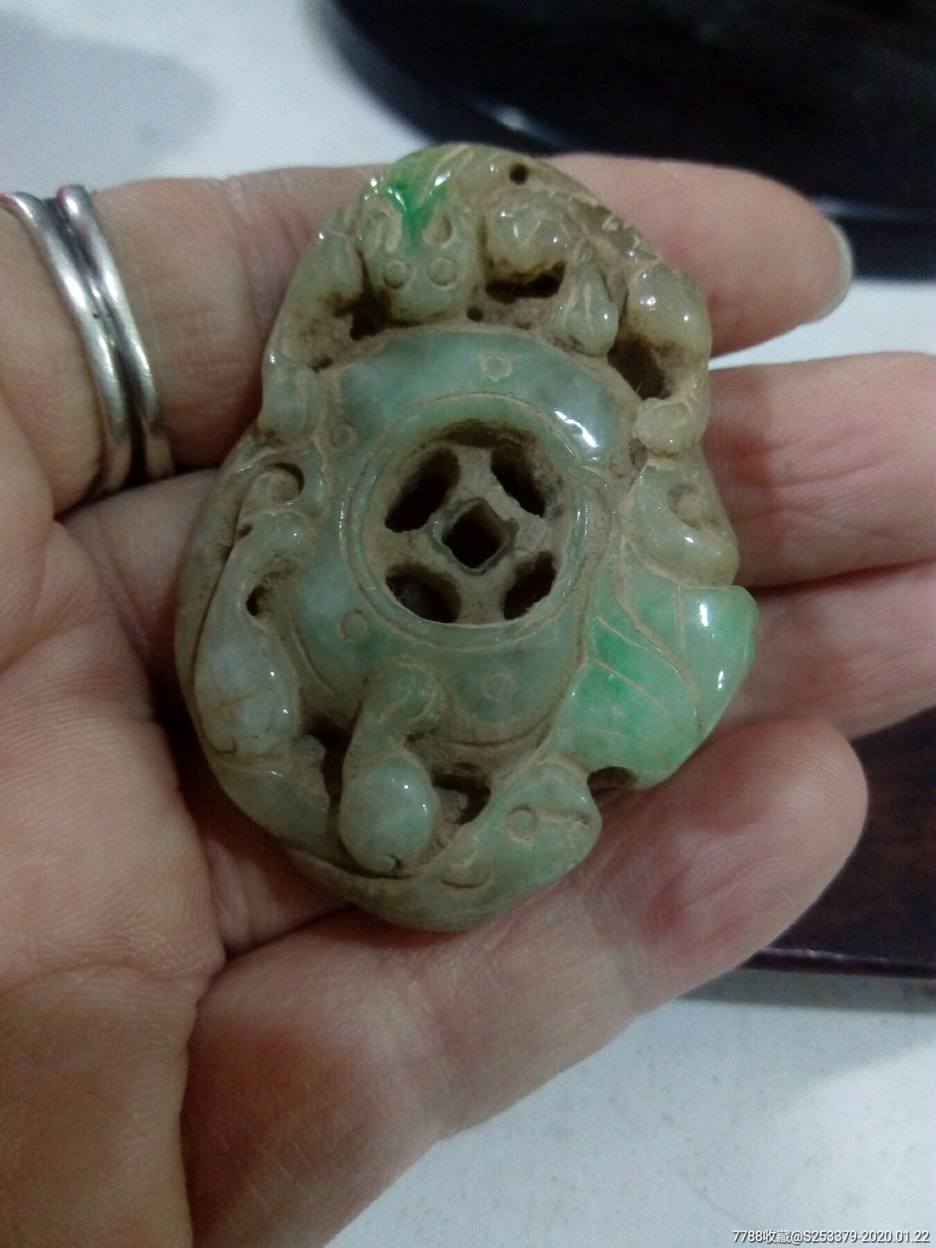 出土翡翠貔貅坠