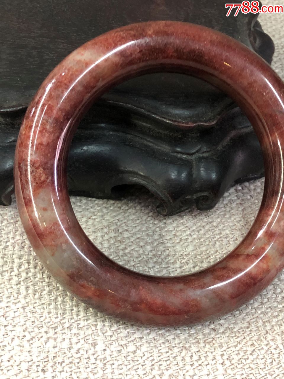 和田玉老坑带红沁玉手镯_和田玉_出口转内销【7788和田玉收藏】