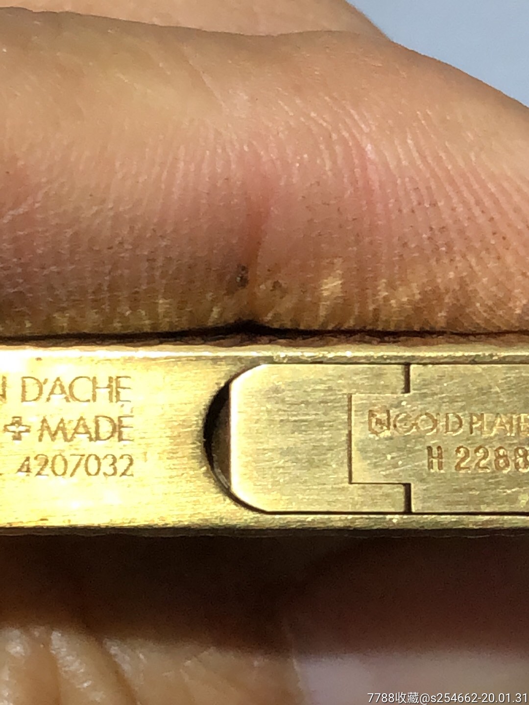 都彭超薄型carandache打火机