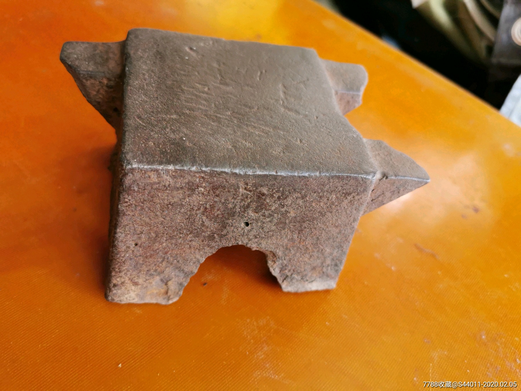 伪满铁砧子,平顶,尺寸如图.老工具.
