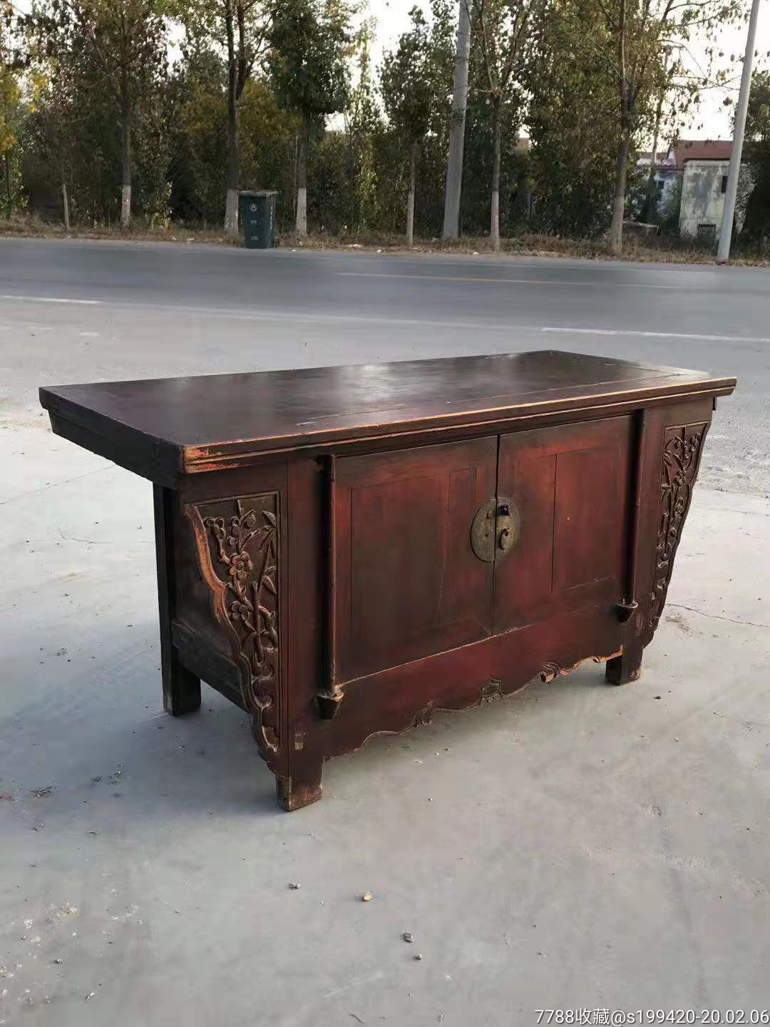 清代榆木雕花两开门老炕柜纯手工雕刻精工细雕老皮克老包浆老铜件全品