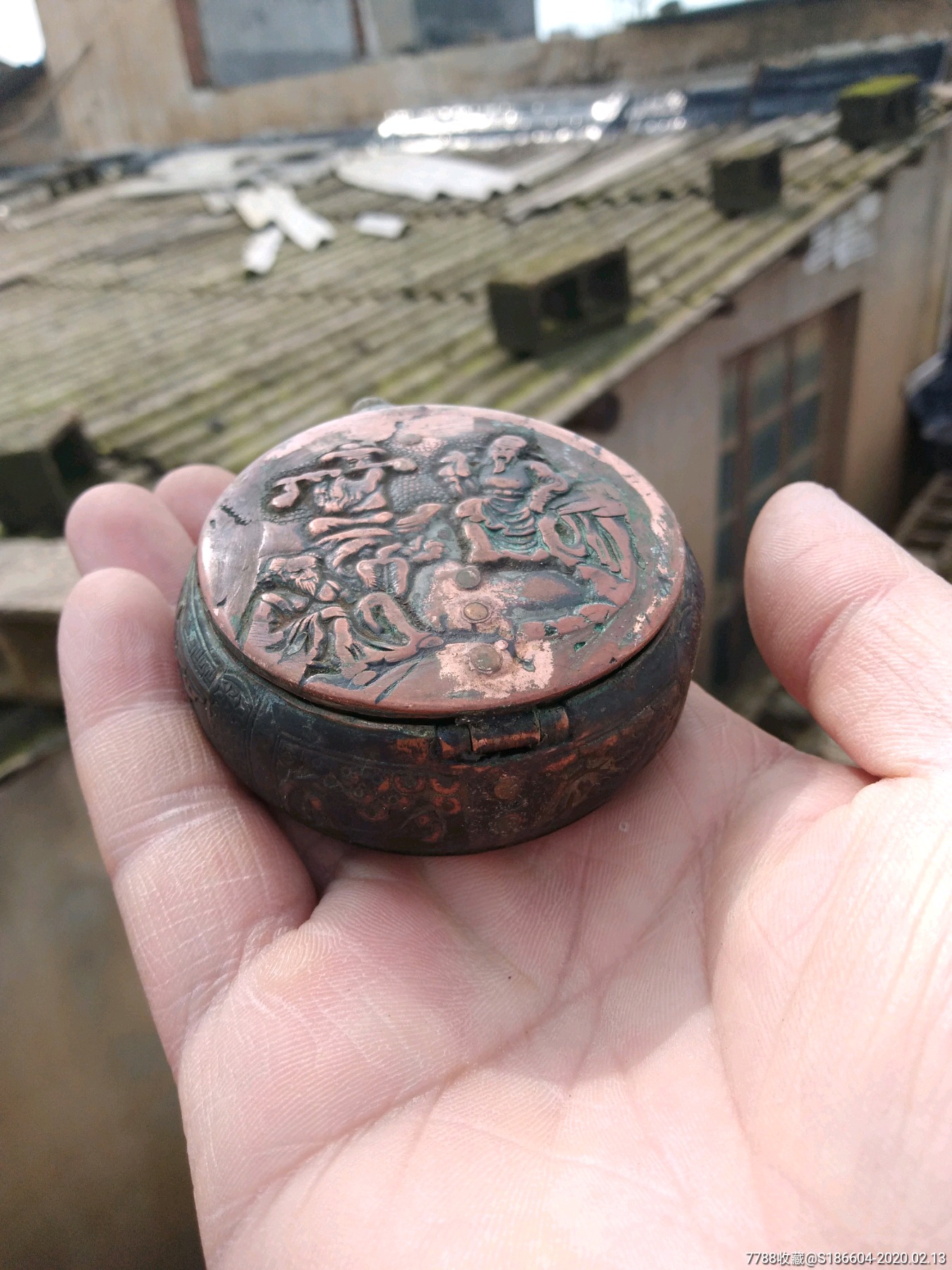 360度满工铜鸦片盒