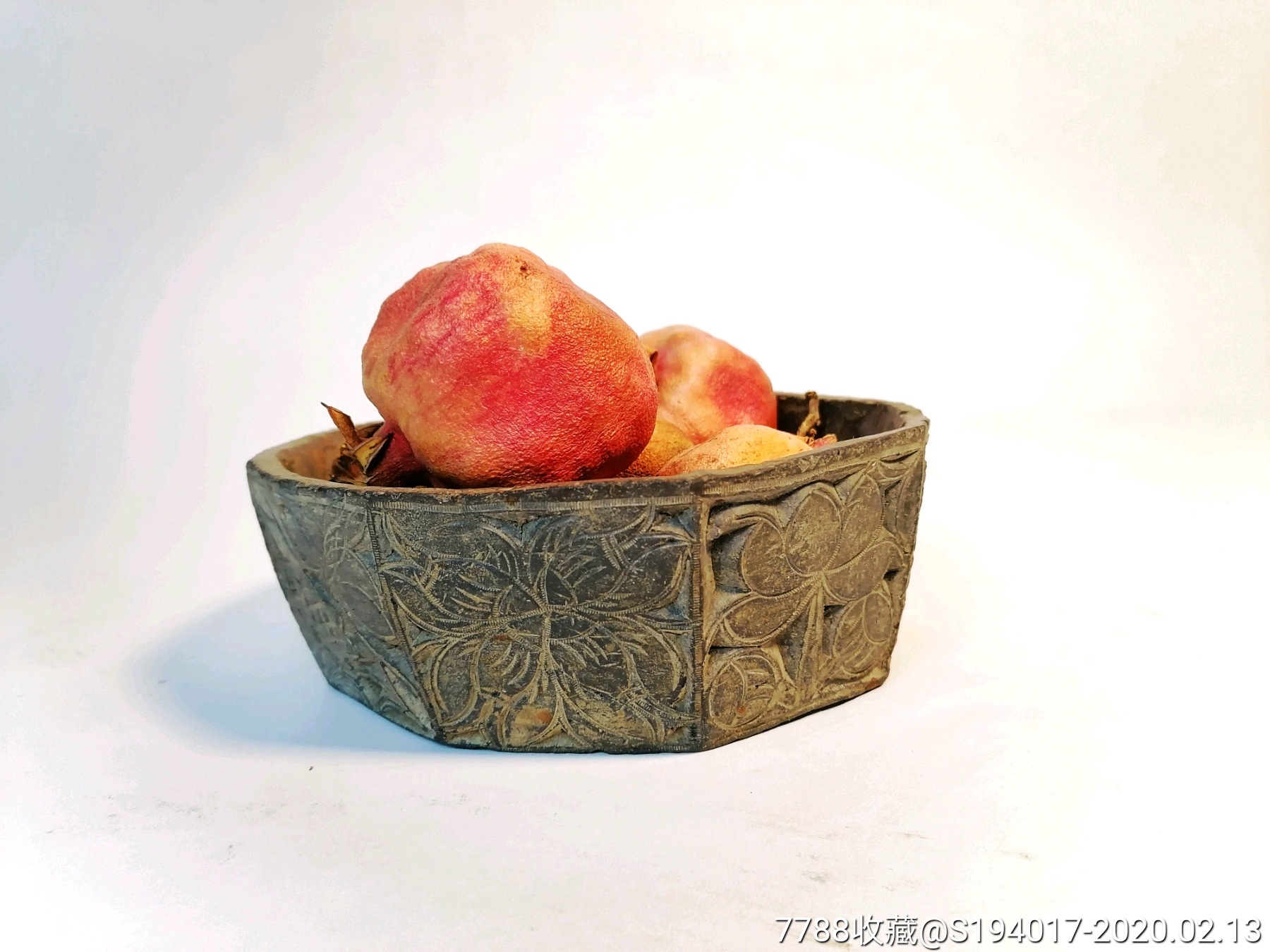 清末民国桃制果盘