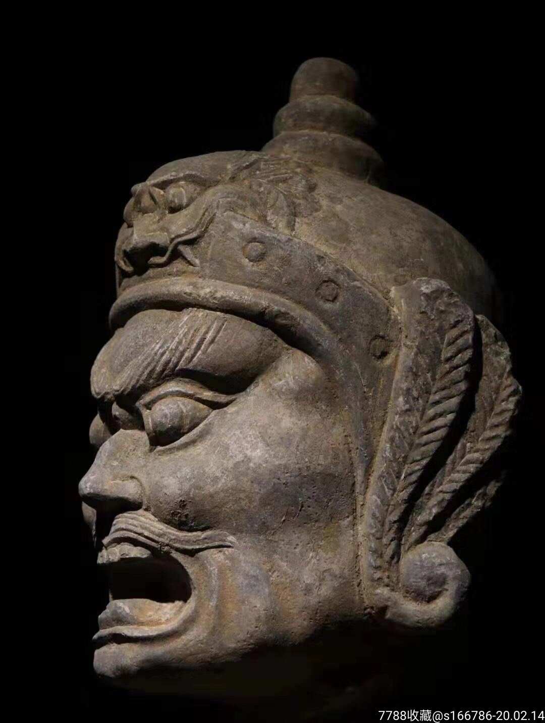 金刚力士尺寸高度32青石面貌雄伟头戴虎头兜鍪双目圆瞪张口怒吼威