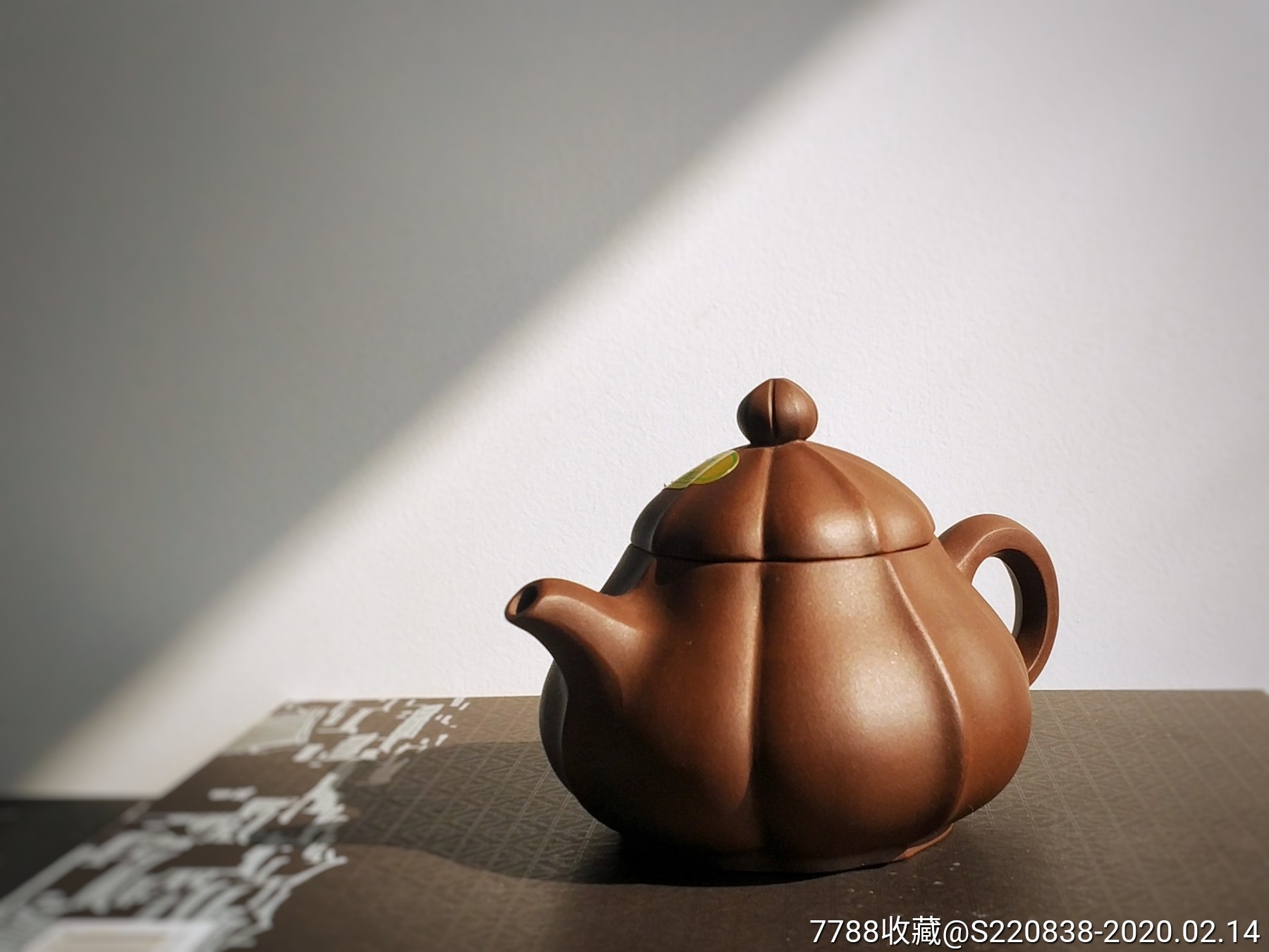 紫砂二厂九十年代成菊英纯手工特拼紫泥金瓜壶