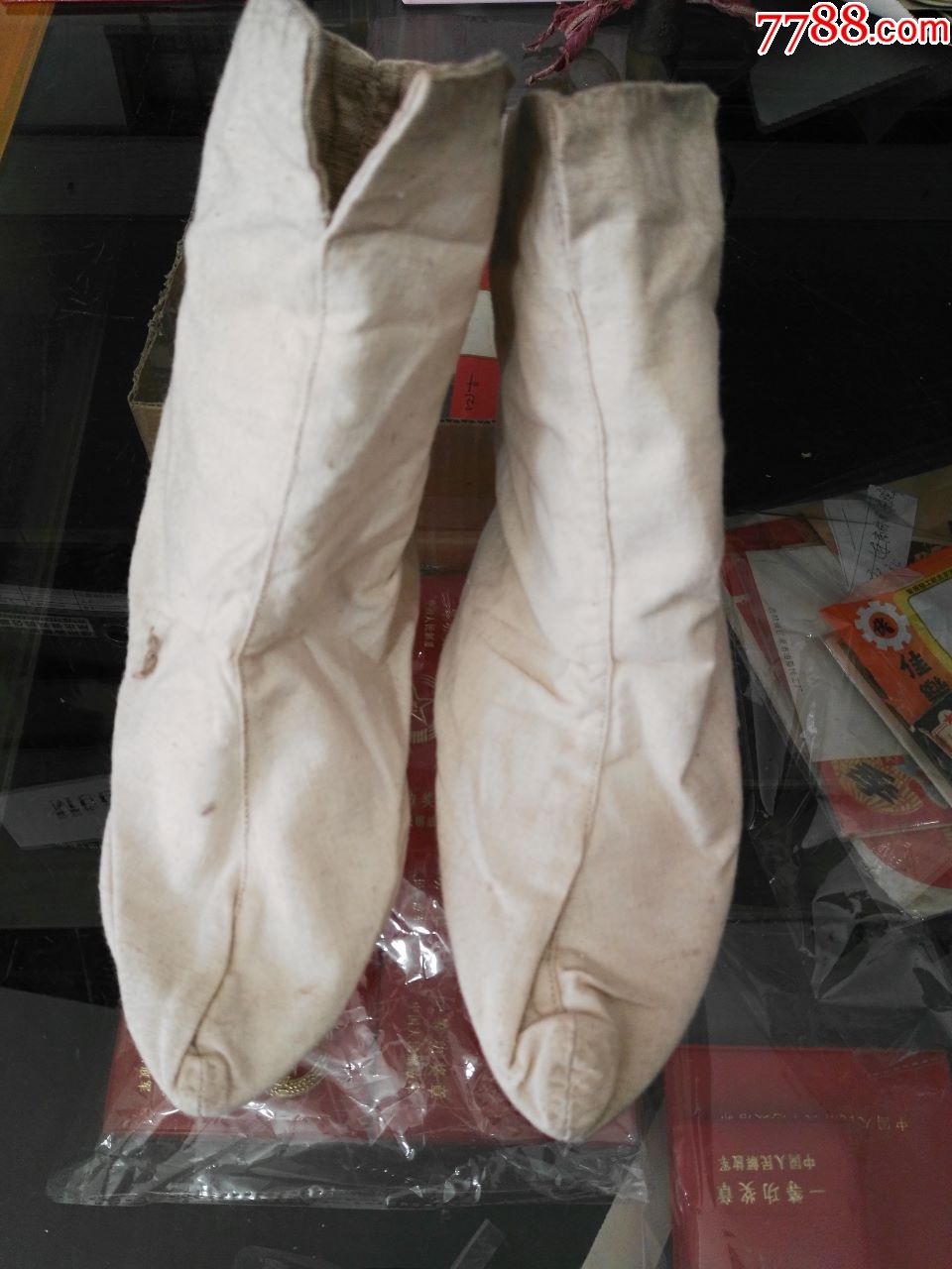 民国刺绣女袜一双-袜子-7788收藏__收藏热线