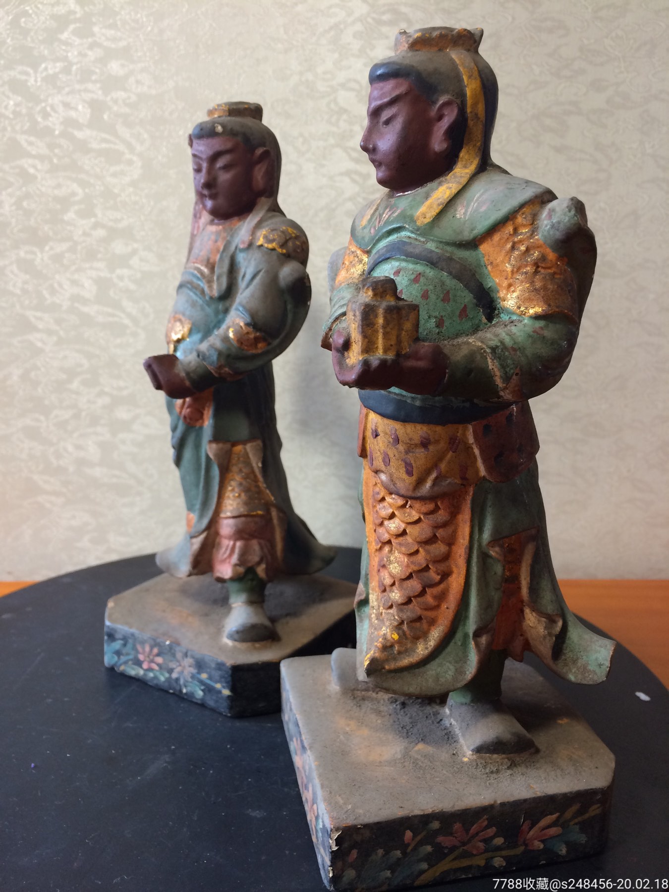 21厘米一对铠甲天王护法老木雕