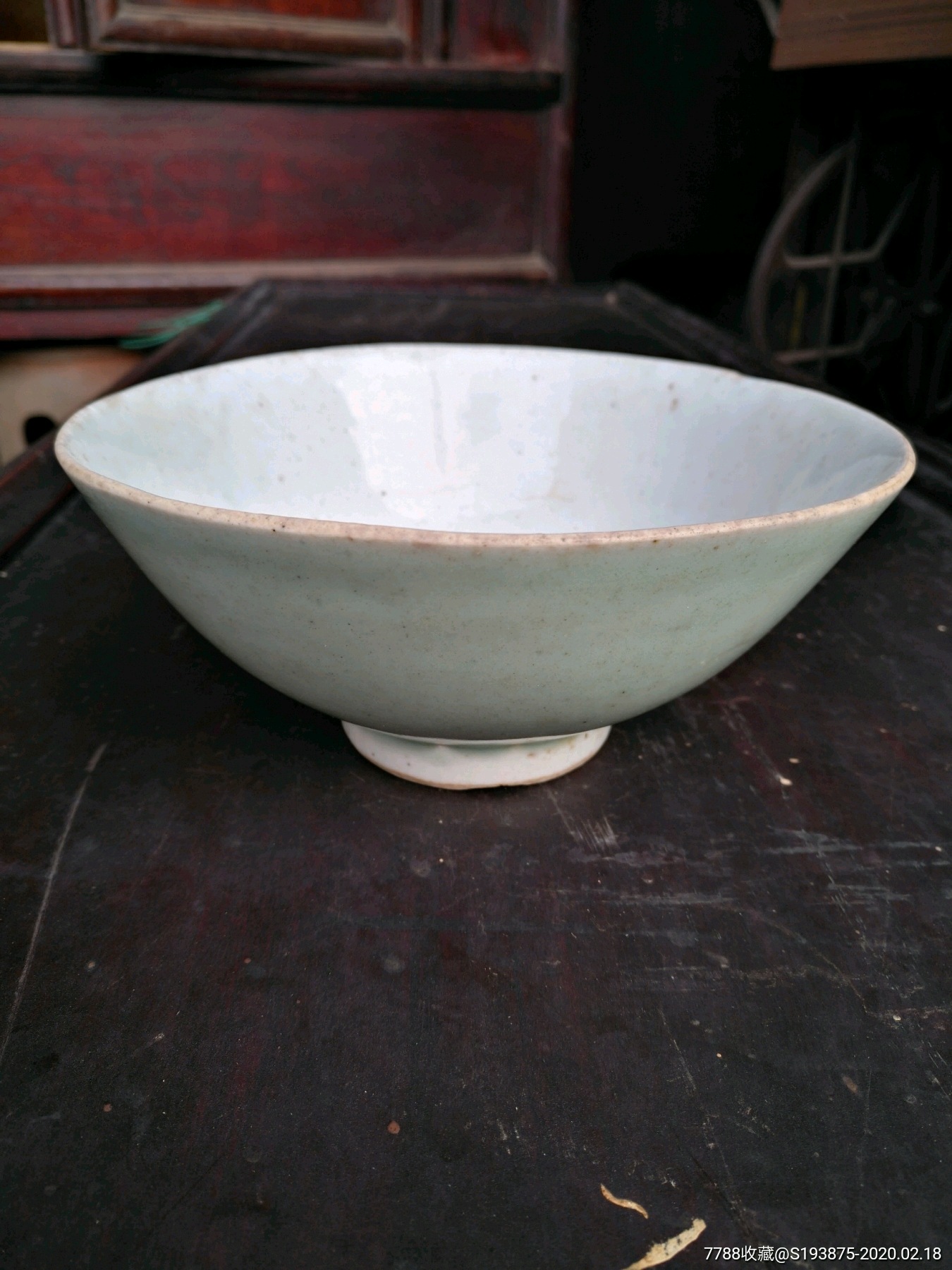 清豆青釉大碗