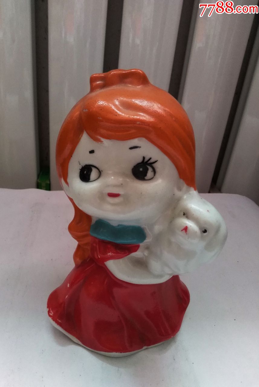 八十年代,老陶瓷纯钱罐,小女孩抱小狗,点图可放大