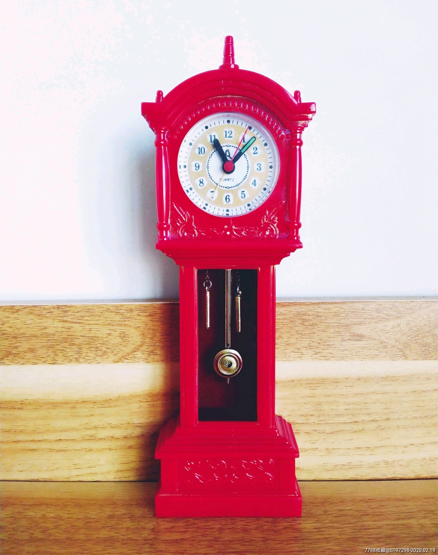 一台漂亮的小座钟!