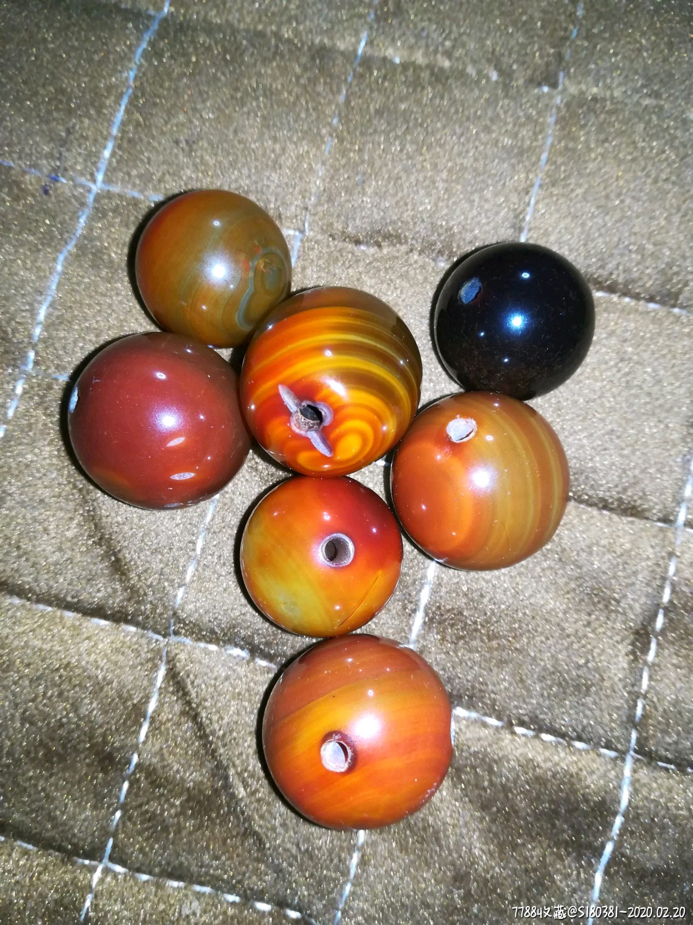 天然杂色玛瑙圆珠枣珠黑玛瑙珠子文玩配饰杂项正圆光珠diy配饰配珠108