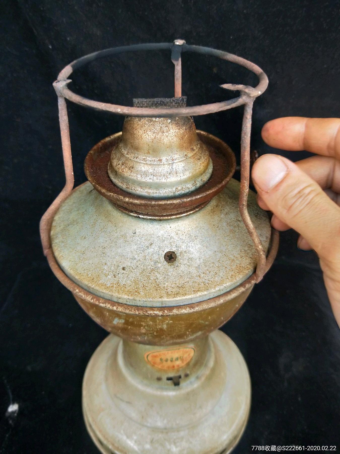 正宗的潮阳司马老煤油灯煮水灯,泡茶煮水灯.电动版的,无修无补无破裂.