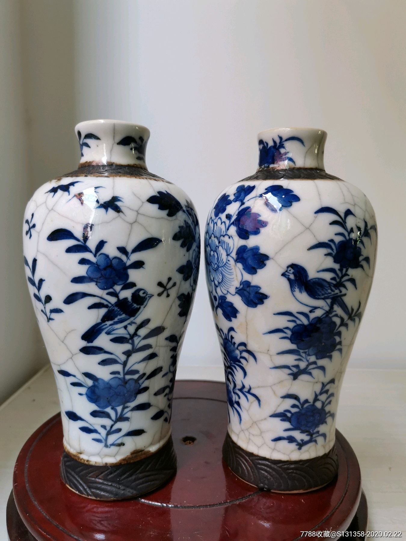 晚清哥釉青花花鸟梅瓶一对配对一只口沿一条开片小纹非冲线全品一对