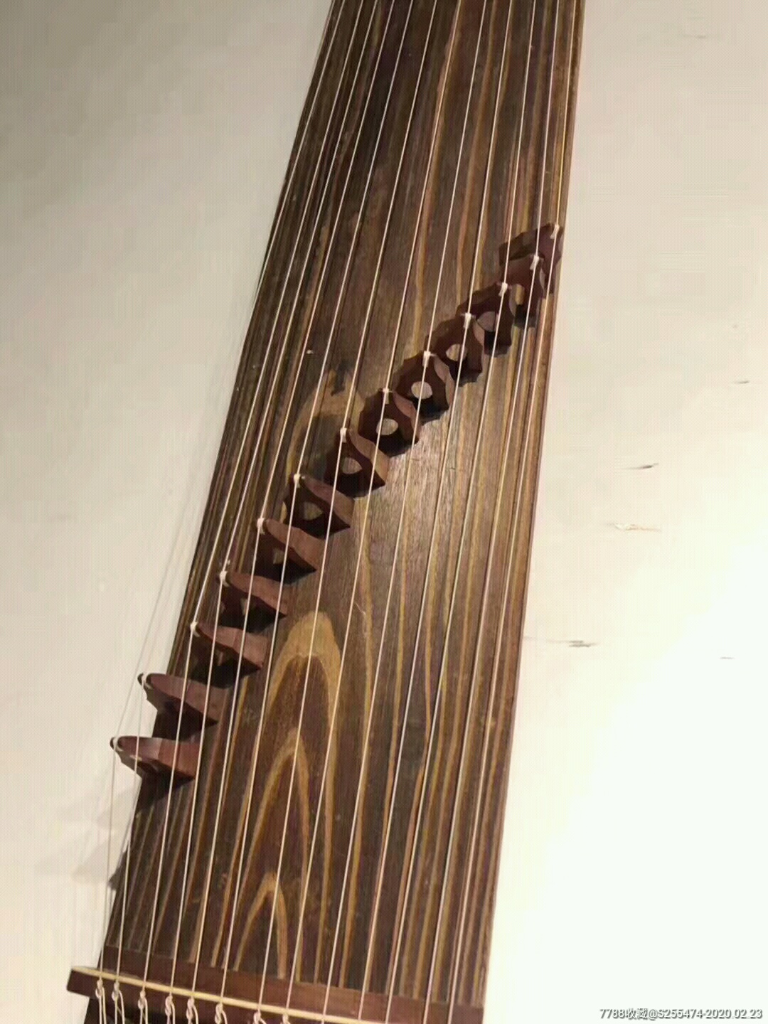 清末时期文人器物,十三弦老古筝(镶嵌黄花梨弦柱)声音悠扬,极为悦耳