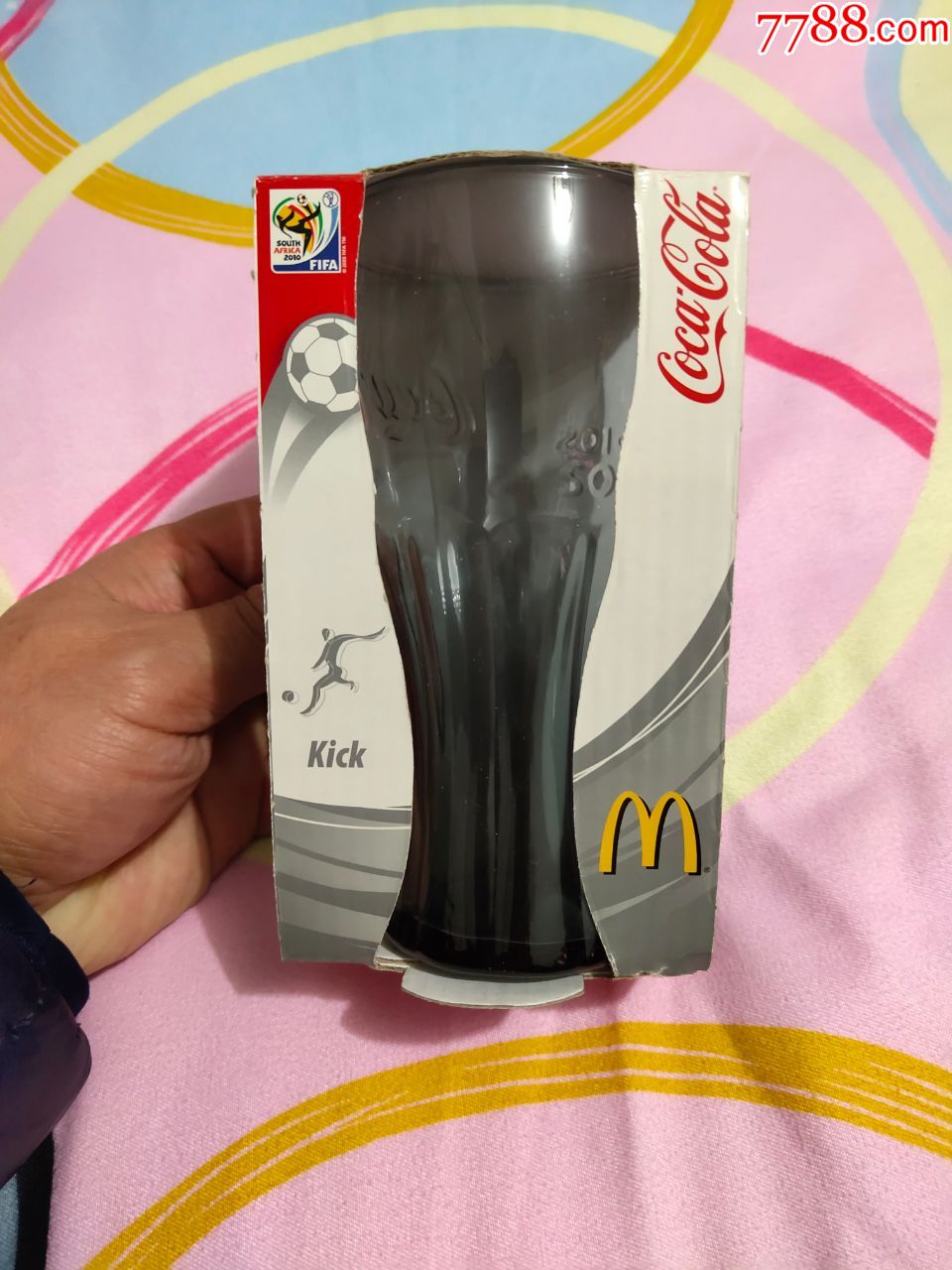2010年日本麦当劳可口可乐杯纪念杯冰灰色实物图