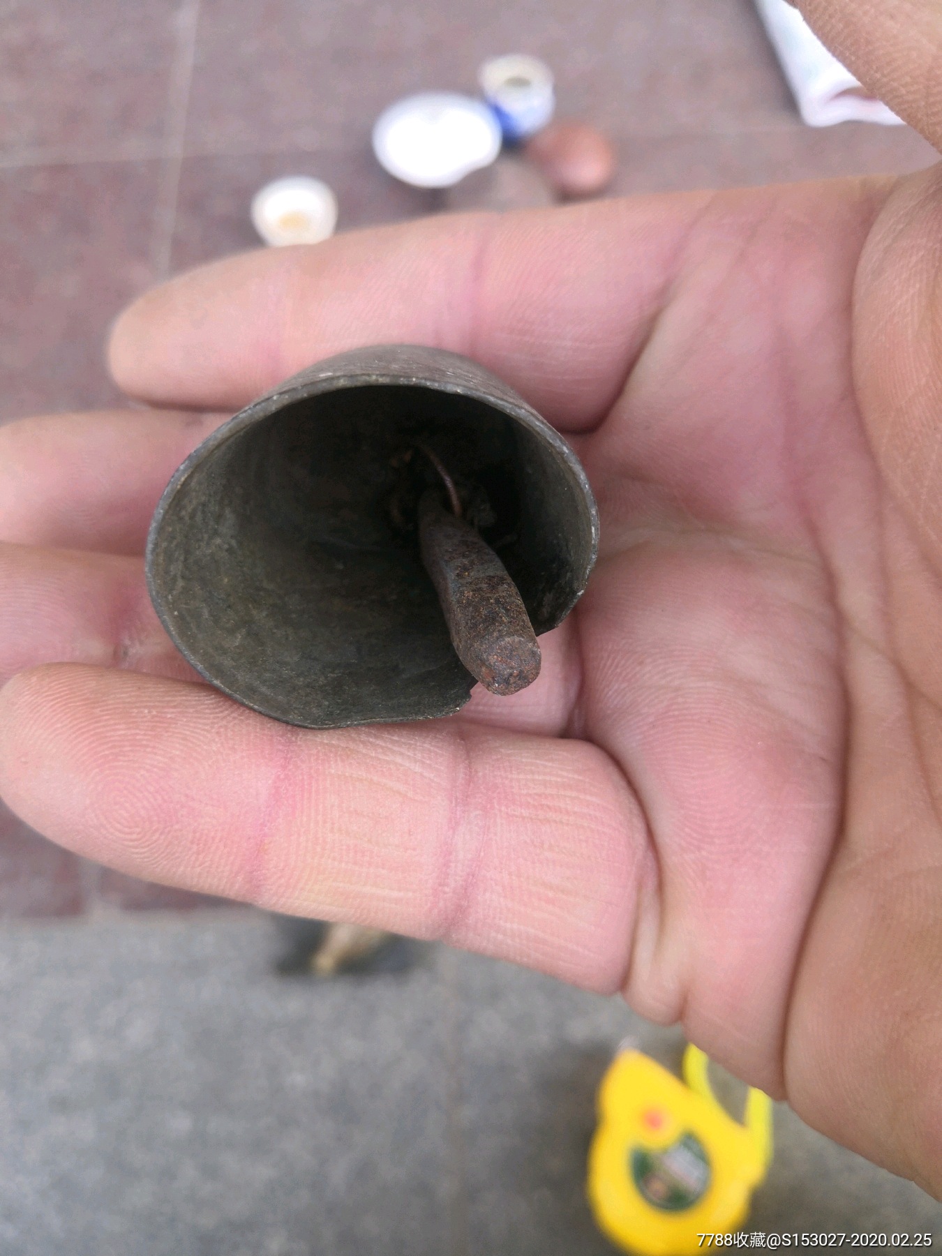 钥葫芦形水烟袋,铁铃铛,铜扁铃