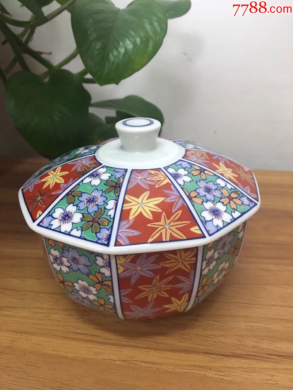 日本锦松梅弥右卫门盖碗