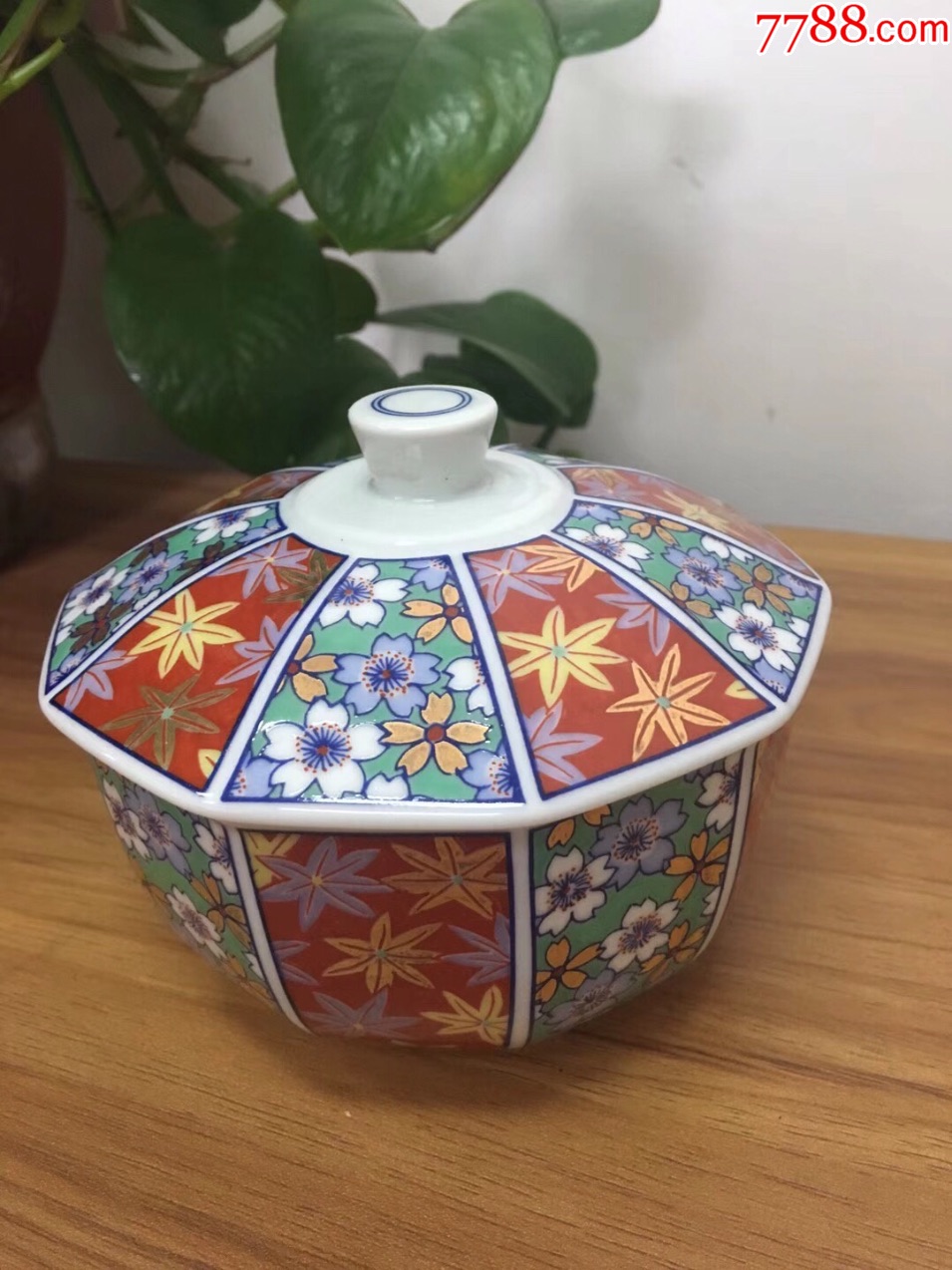 日本锦松梅弥右卫门盖碗