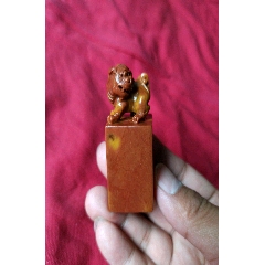 手工雕刻狮子玉石印章(se71333456)_7788收藏__收藏热线