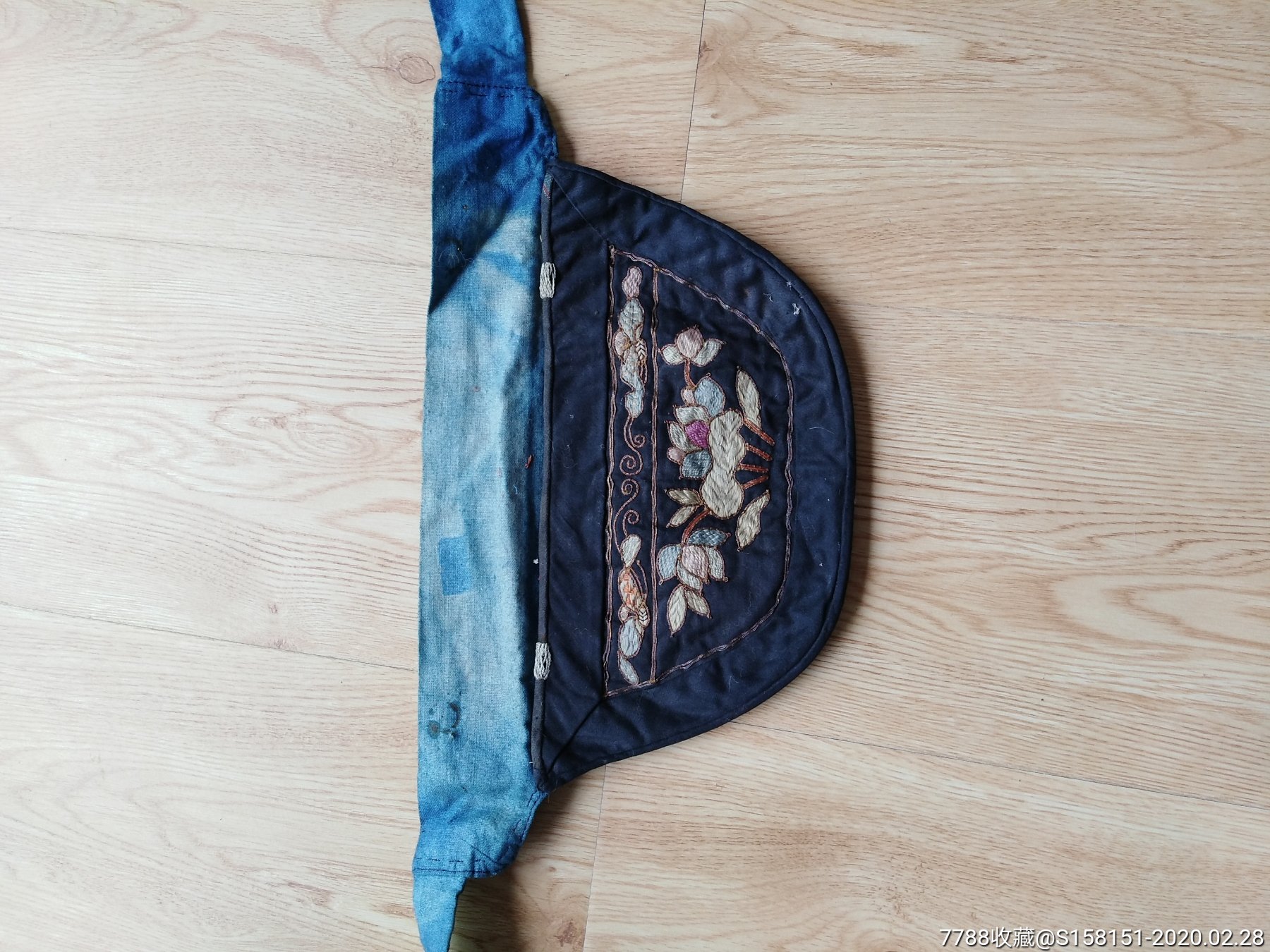 清代徽州手工刺绣腰包