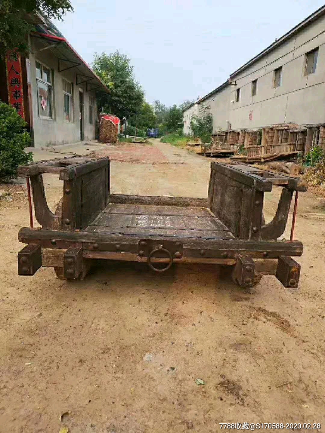 清代老榆木战车,做工细致,正常使用,品相一流